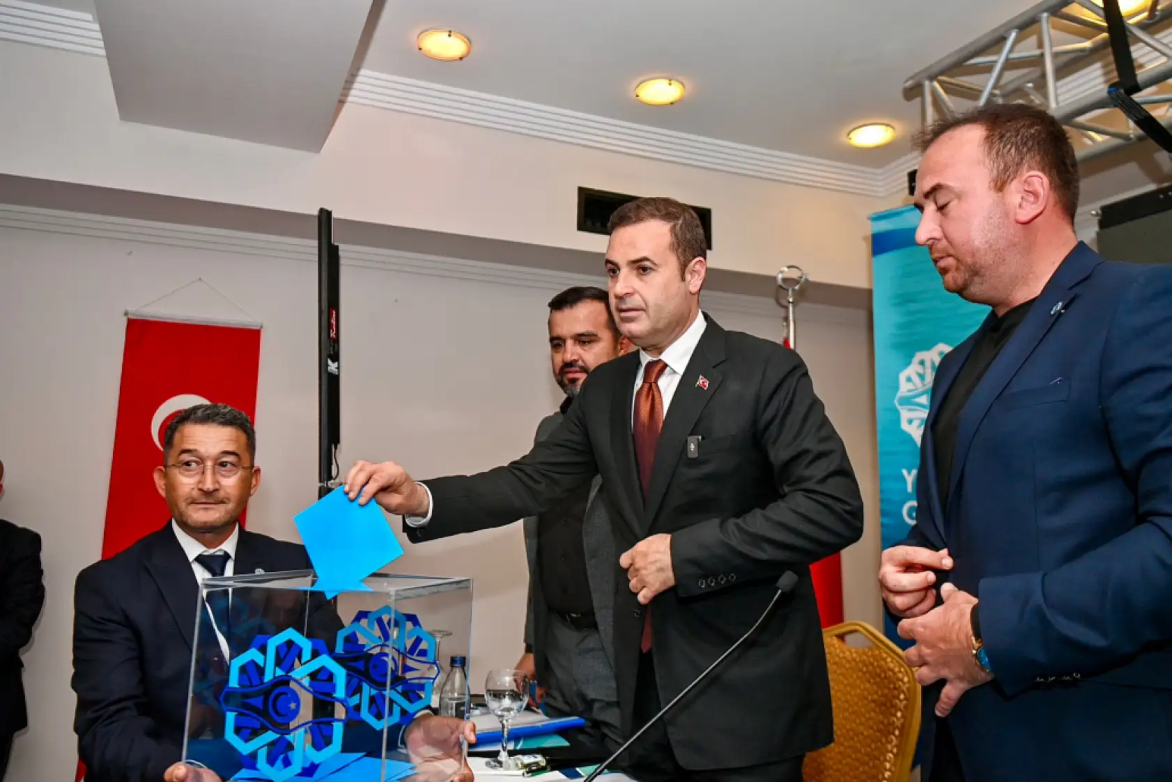 Başkan Karaca, Yağlı Güreşler Birliği Toplantısı'na katıldı