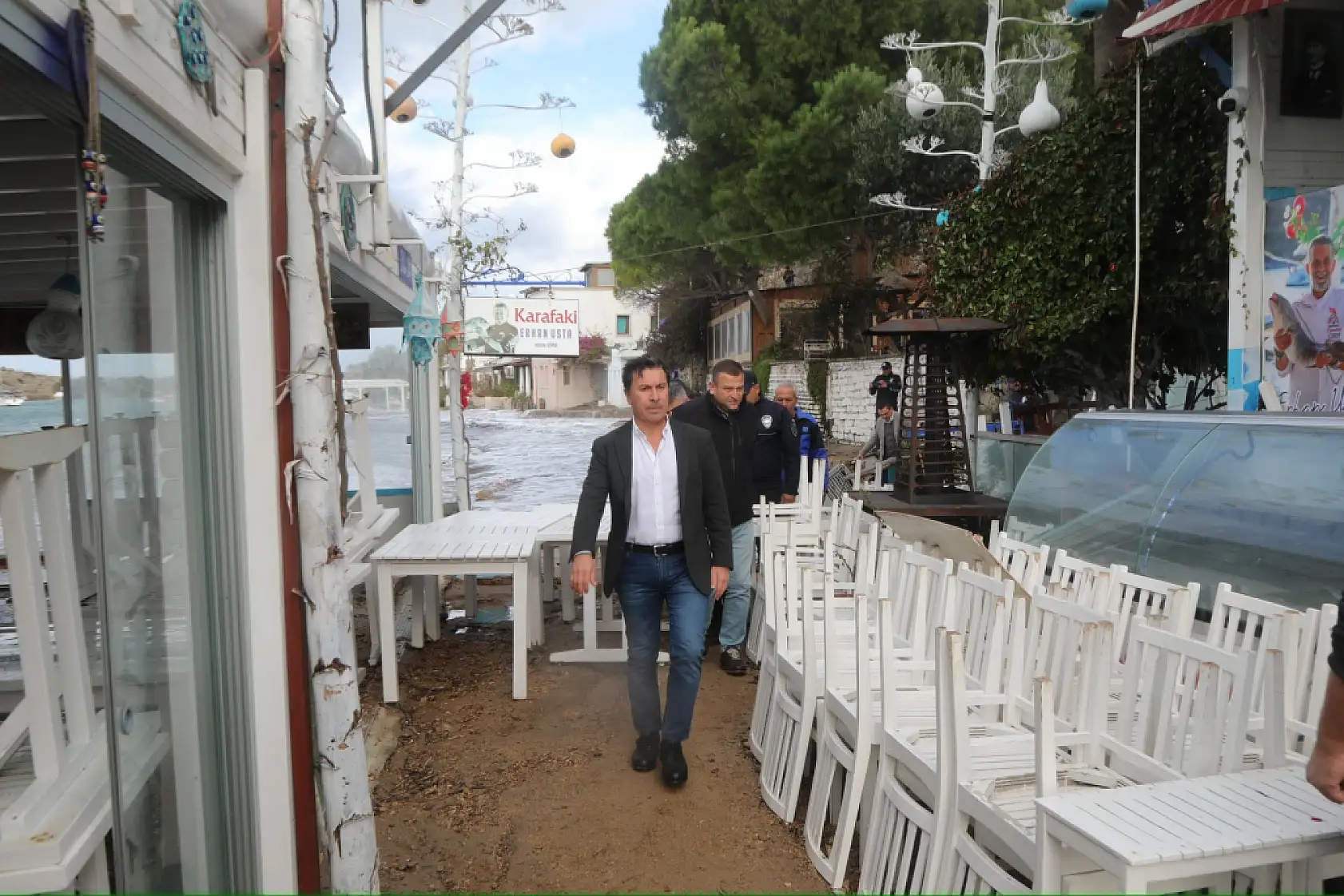 Başkan Aras'tan Fırtınadan Etkilenen İş Yerlerine Ziyaret