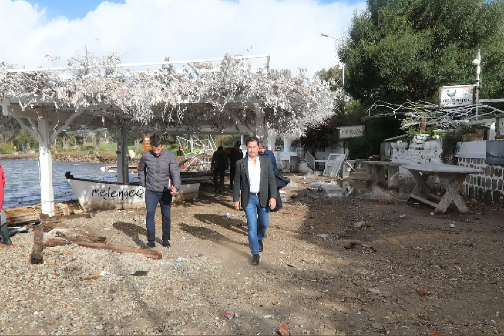 Başkan Aras'tan Fırtınadan Etkilenen İş Yerlerine Ziyaret