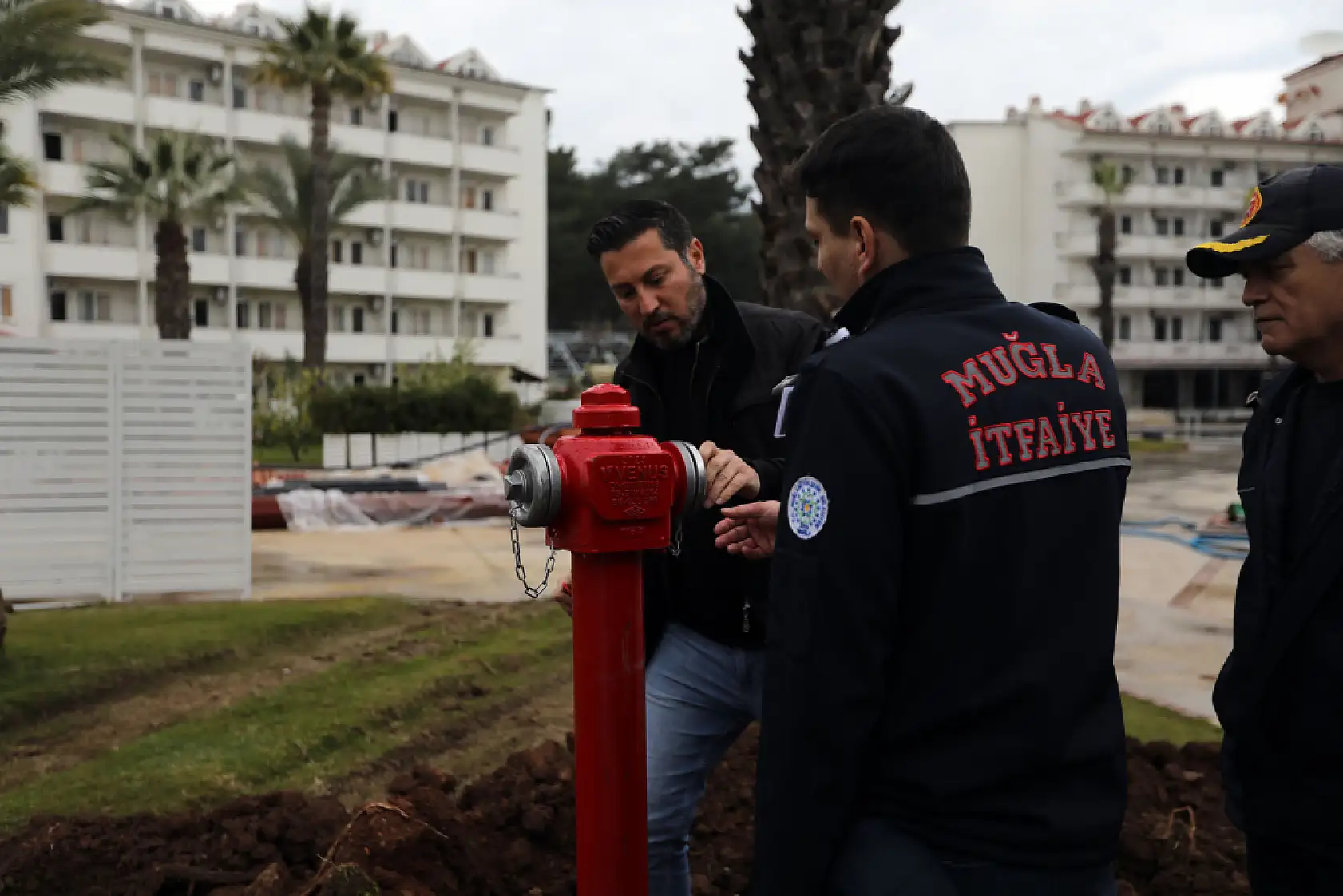 Büyükşehir tesislerde yangın denetimlerine devam ediyor