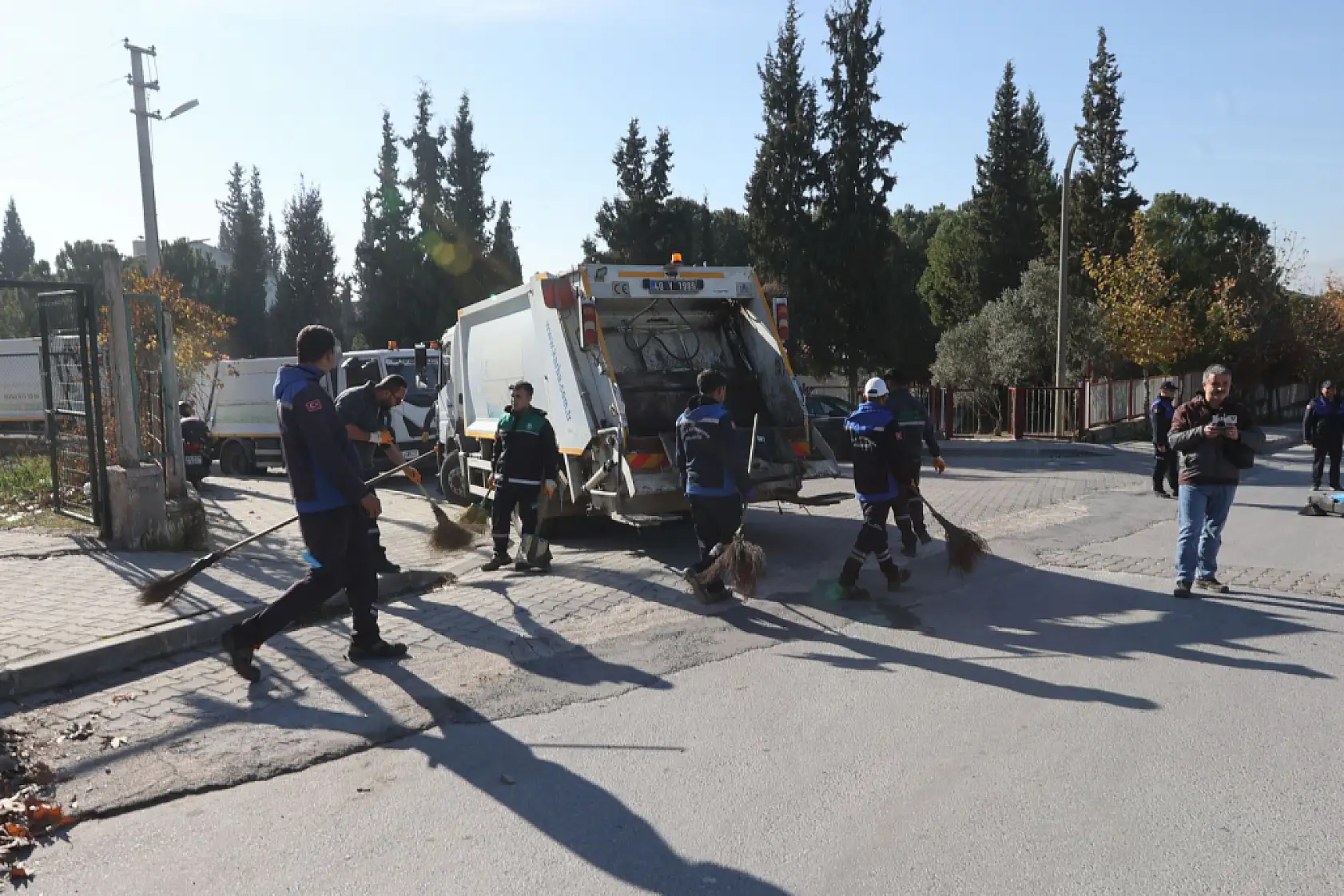 Muğla Büyükşehir'den 13 İlçede Çevre Temizliği Seferberliği