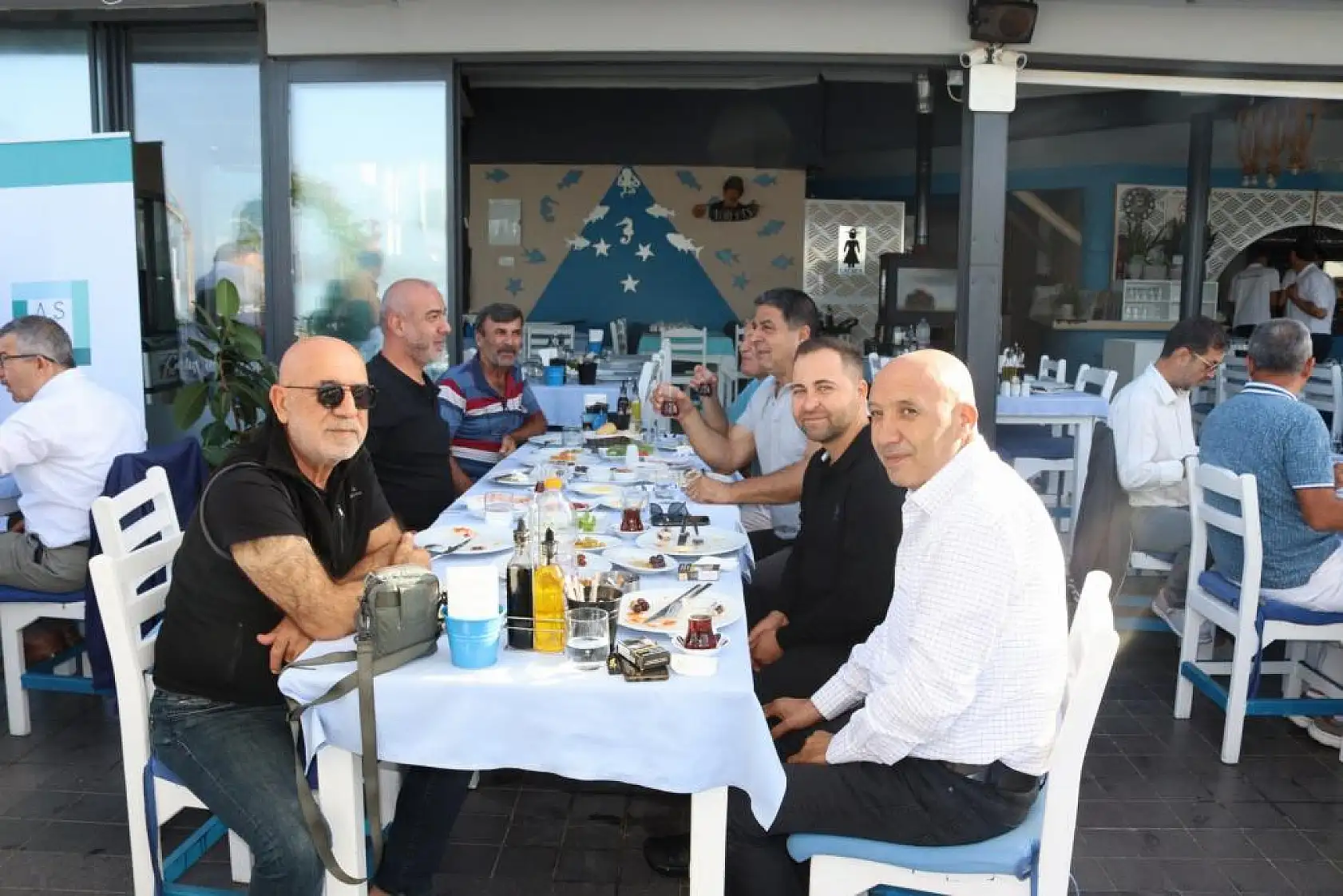 Emlakçılar Derneğinden Geleneksel Kahvaltı Etkinliği 