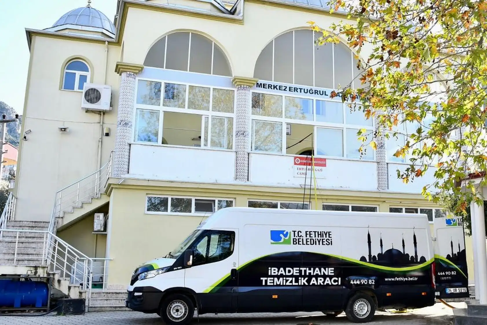 Fethiye'de Camilerde Temizliğe Başlandı