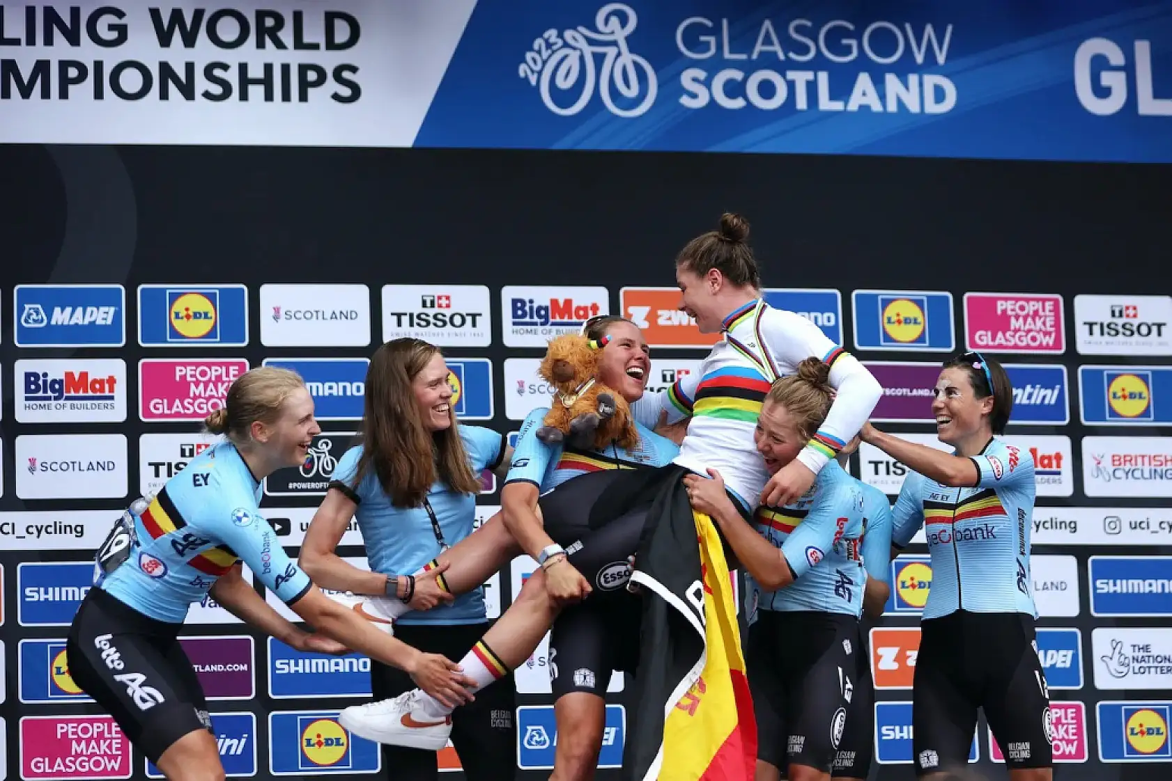 Muğla Büyükşehir Bisiklette Kıta Seviyesine Yükseldi