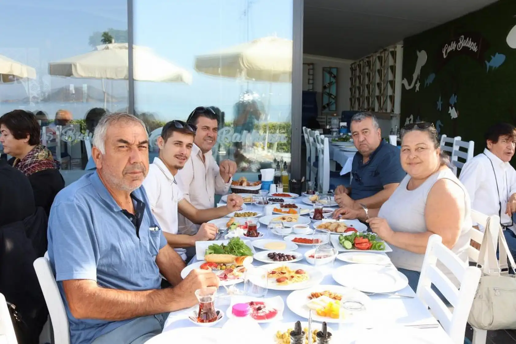 Emlakçılar Derneğinden Geleneksel Kahvaltı Etkinliği 