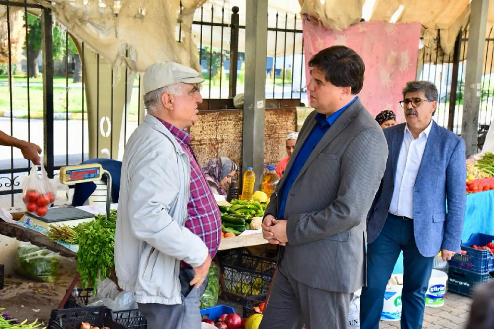 Karaca'dan Cuma Pazarı Ziyareti