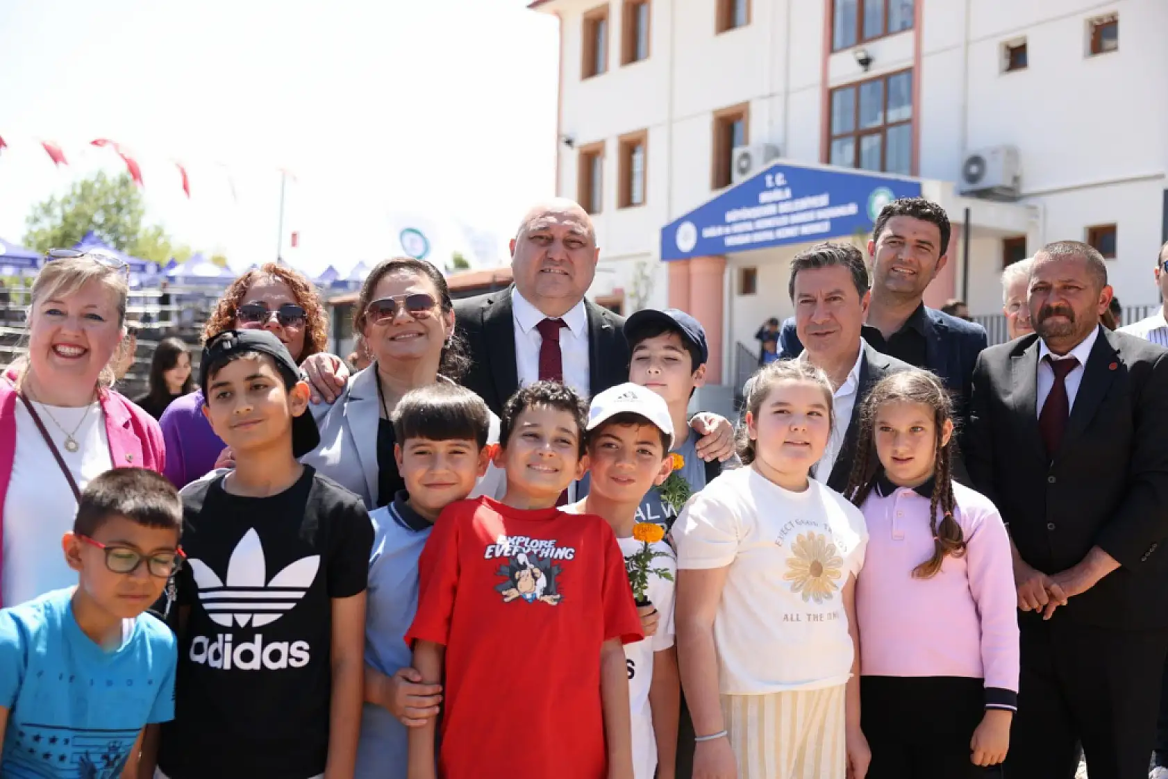 Büyükşehir ve Yatağan Belediyesi'nden Ortak Hizmet Hamlesi: Kadın Yaşam ve Sosyal Hizmet Merkezi Açıldı