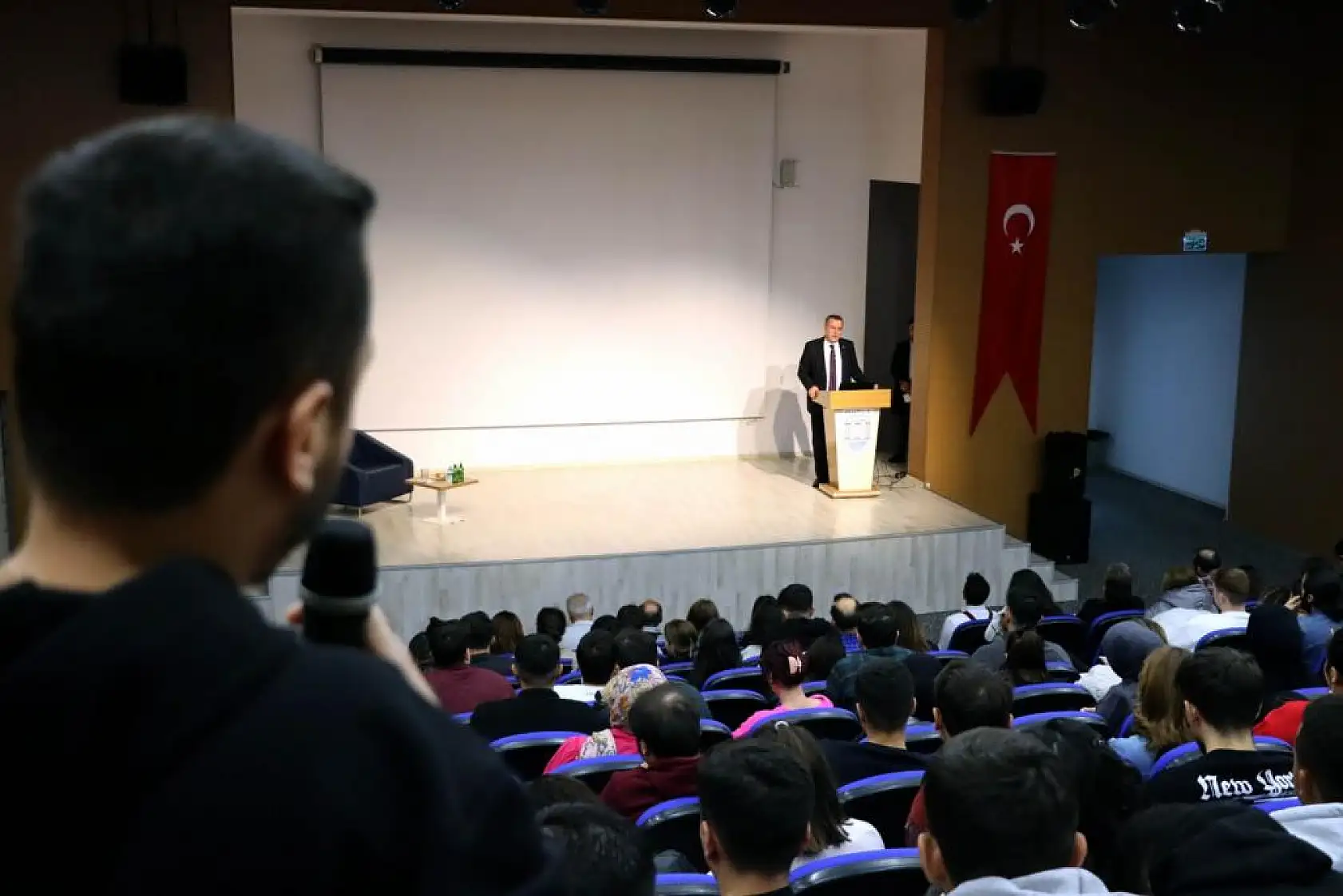 Başkan Çıralı, üniversite öğrencileriyle buluştu