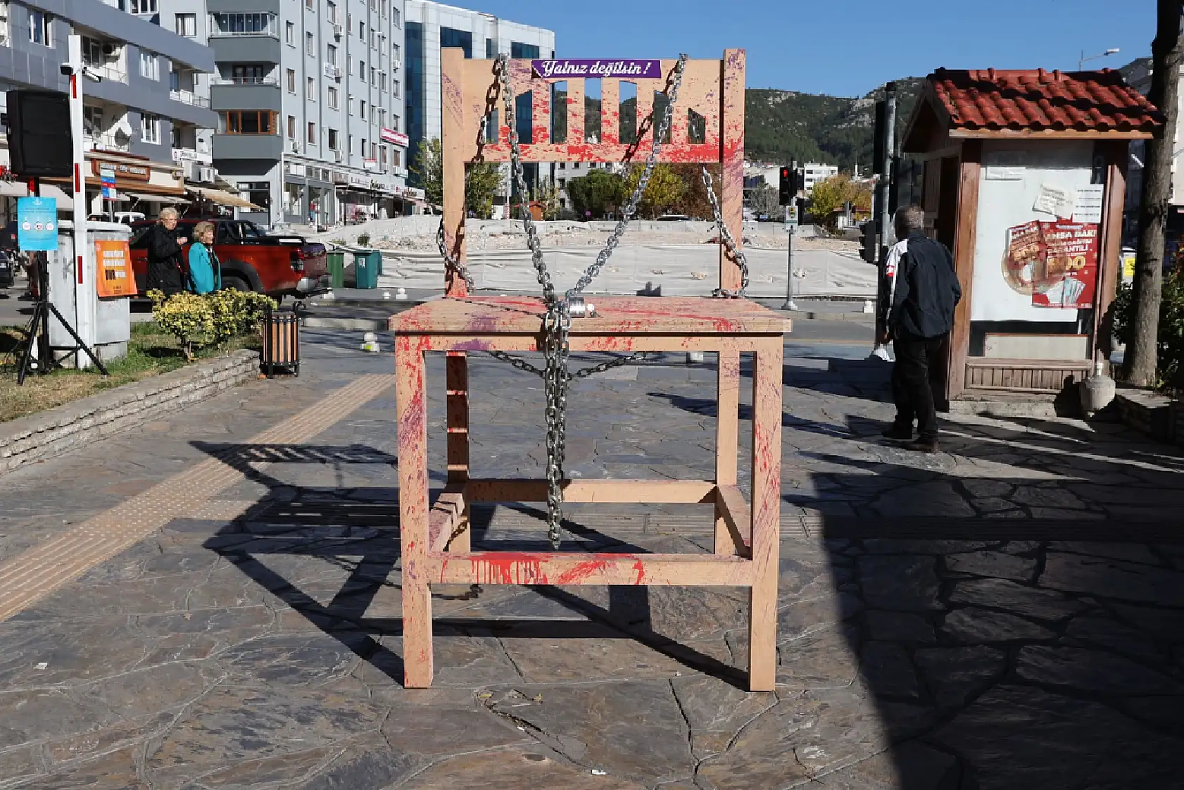 Muğla'dan 25 Kasım'da Güçlü Mesaj: 'Yalnız Değilsin'