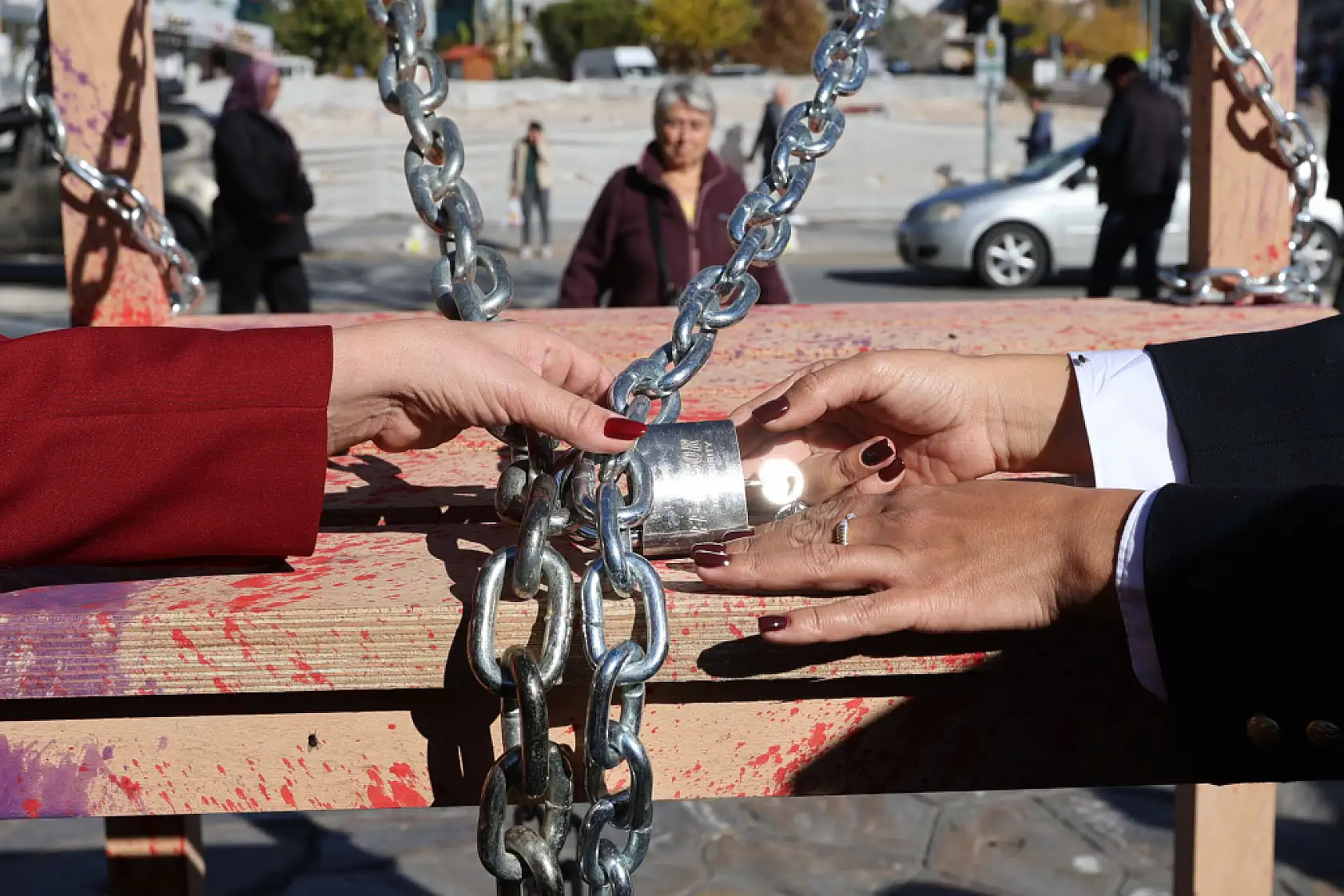 Muğla'dan 25 Kasım'da Güçlü Mesaj: 'Yalnız Değilsin'