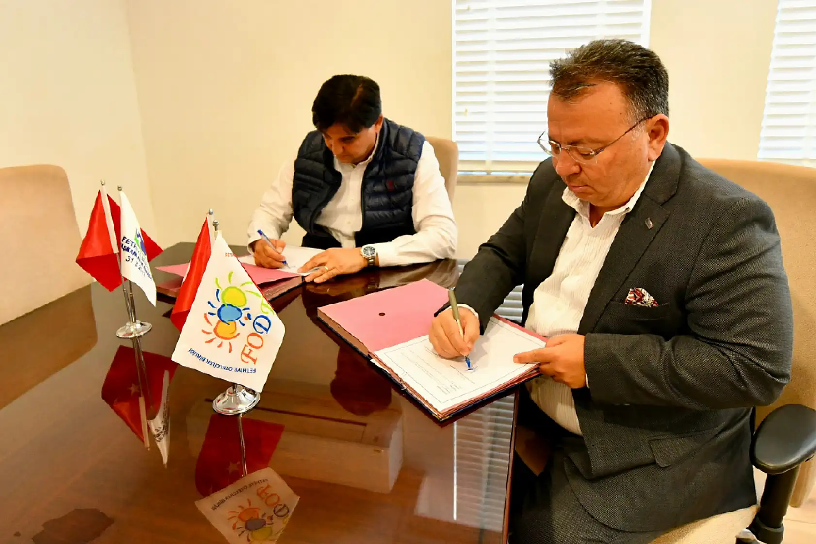 Fethiye Belediyesi ve Otelciler Birliği'nden İhtiyaç Sahiplerine Destek