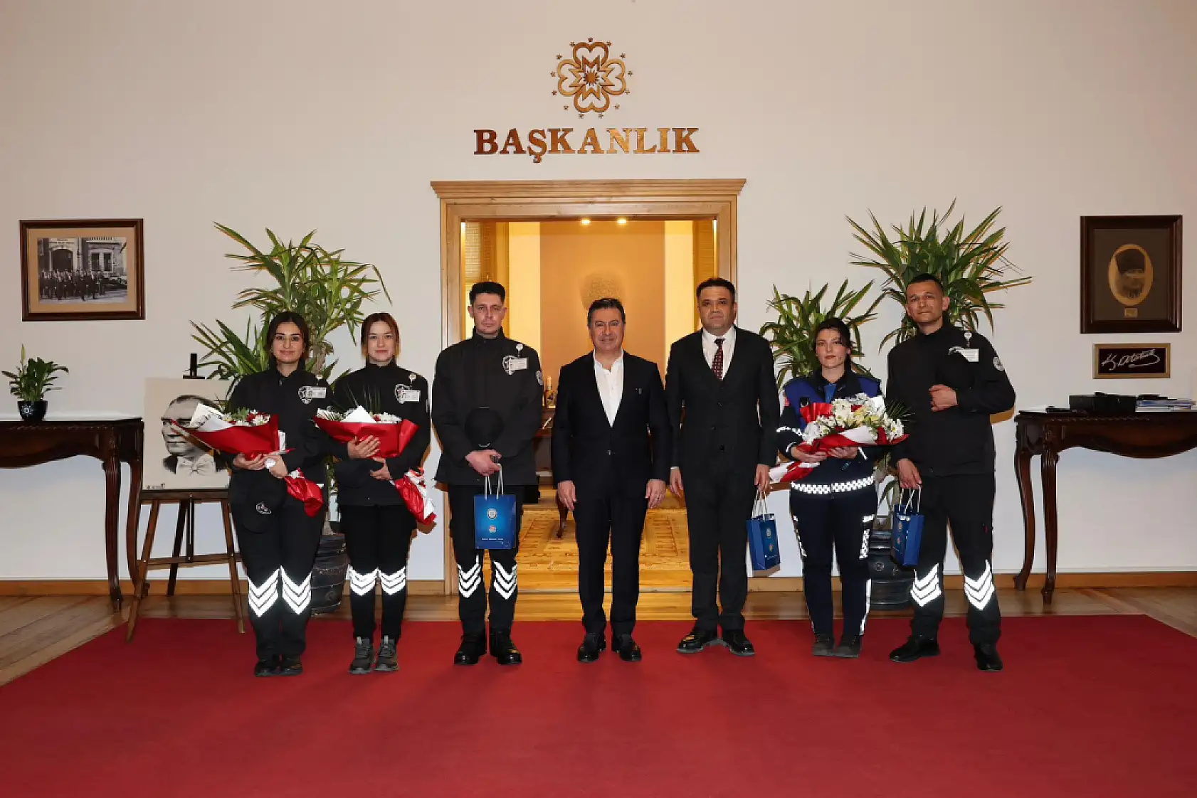 Uyuşturucuya Geçit Vermeyen Ekibe Başkan Aras'tan Ödül