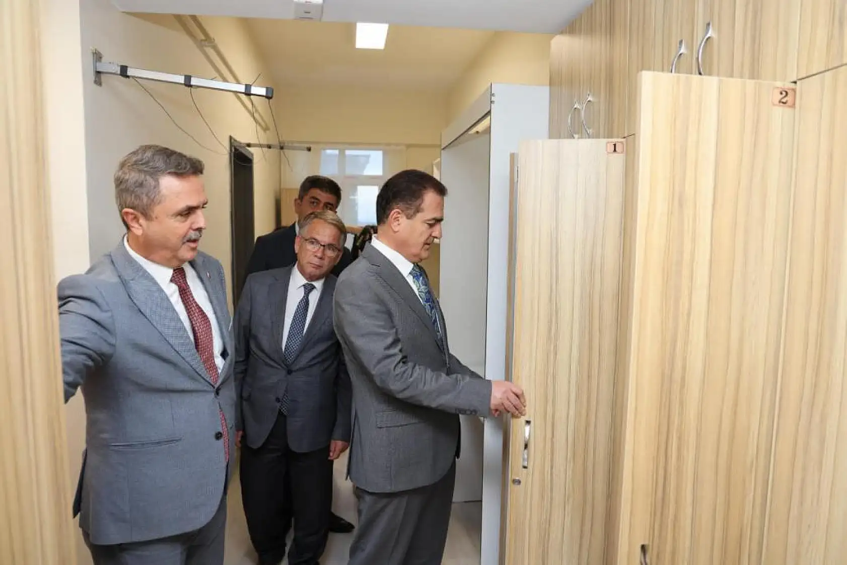 Vali Akbıyık'tan Öğrenci Yurtlarına Ziyaret