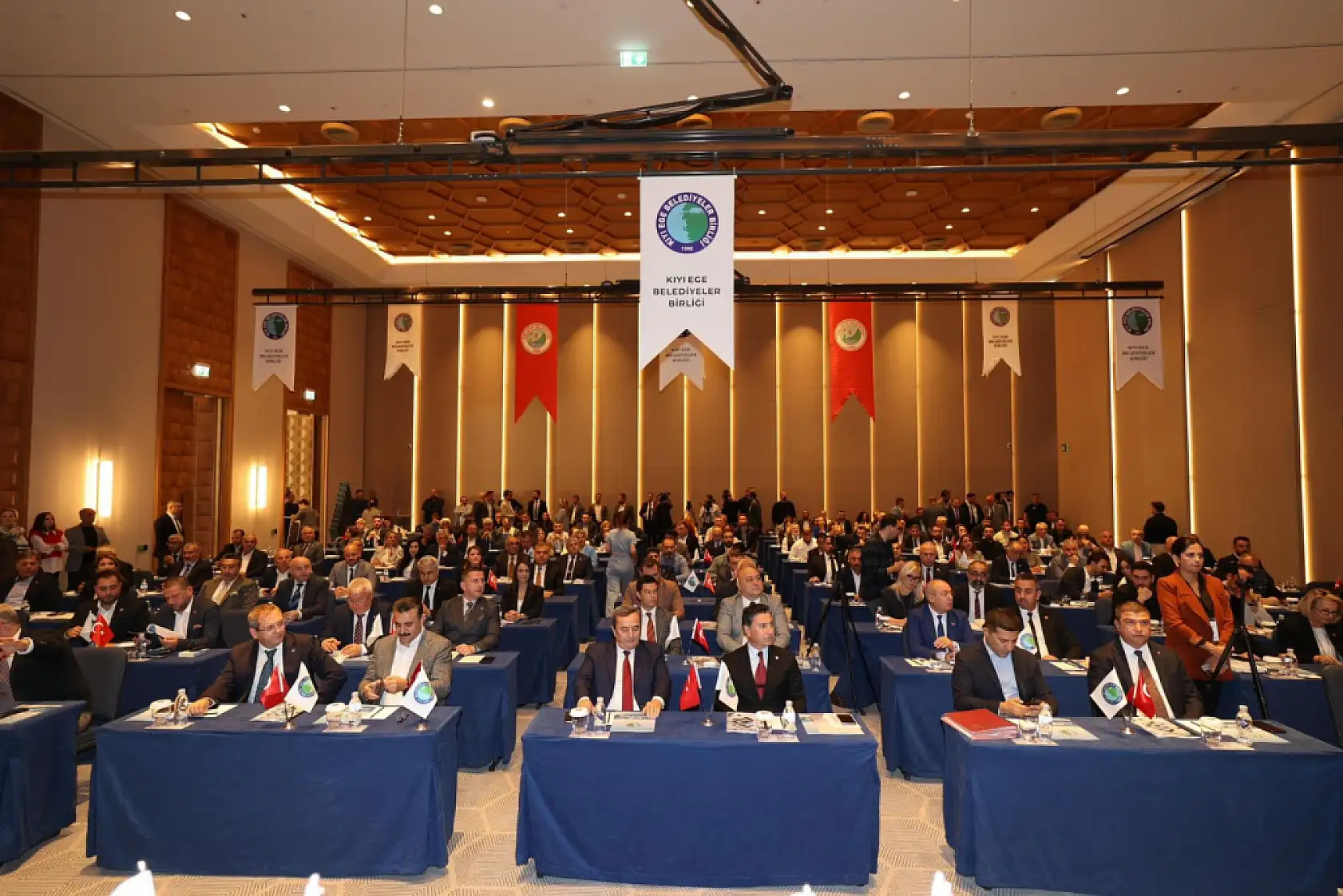 Kıyı Ege Belediyeler Birliği Terör Saldırısını Kınadı