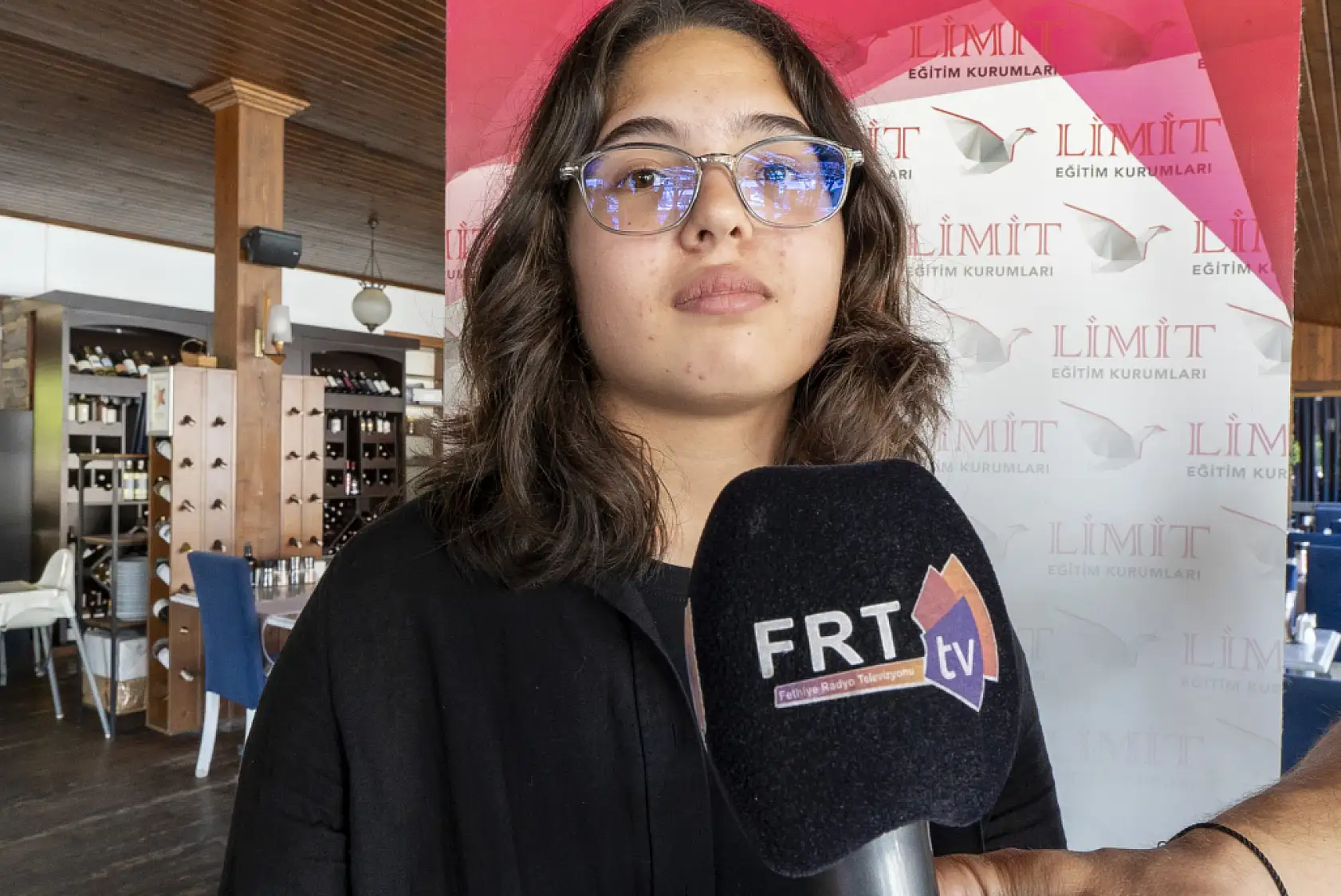 Fethiye Limit Eğitim Kurumları'ndan Zirveye Uçuş: Uzay ve Ayşe Feyza LGS'de Türkiye Birincisi!