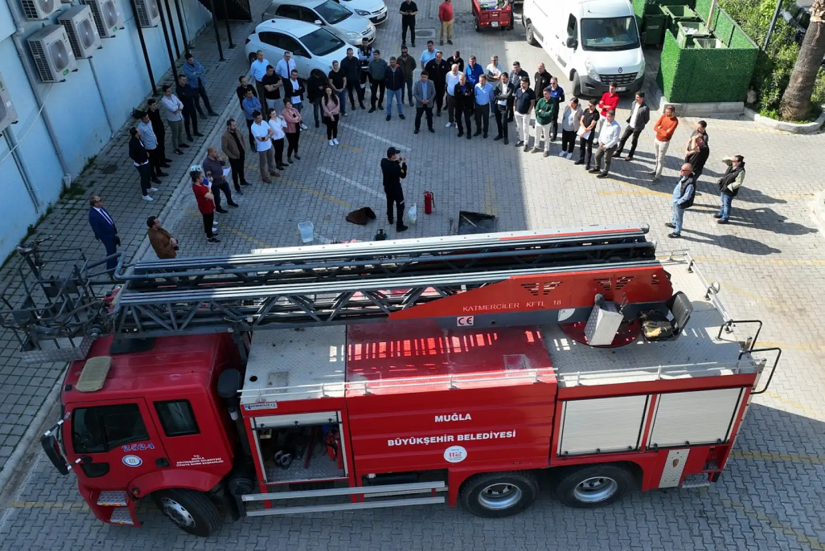 Fethiye Belediyesi Personeline Yangın Tatbikatı ve Eğitim