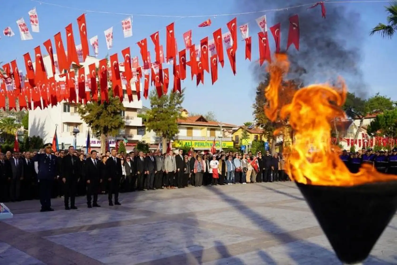 Atatürk törenle anıldı