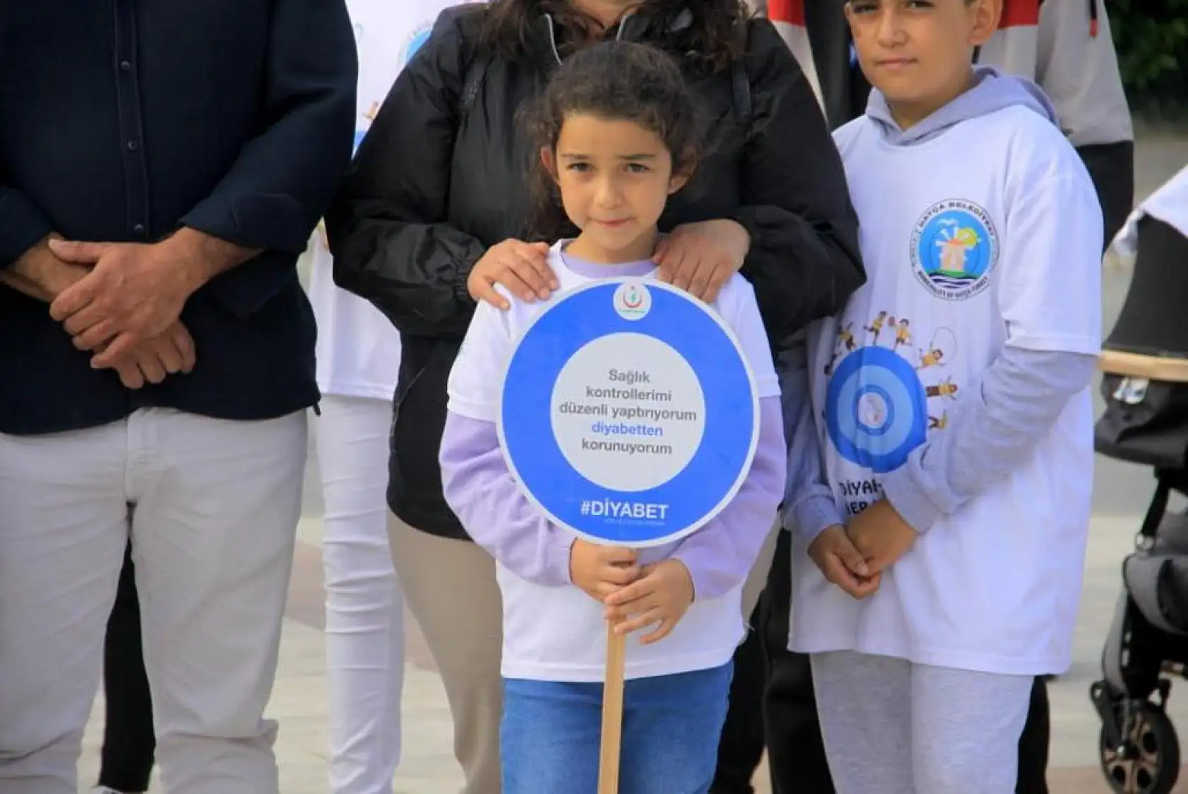 Diyabetliler Derneği'nden çelenk sunma töreni