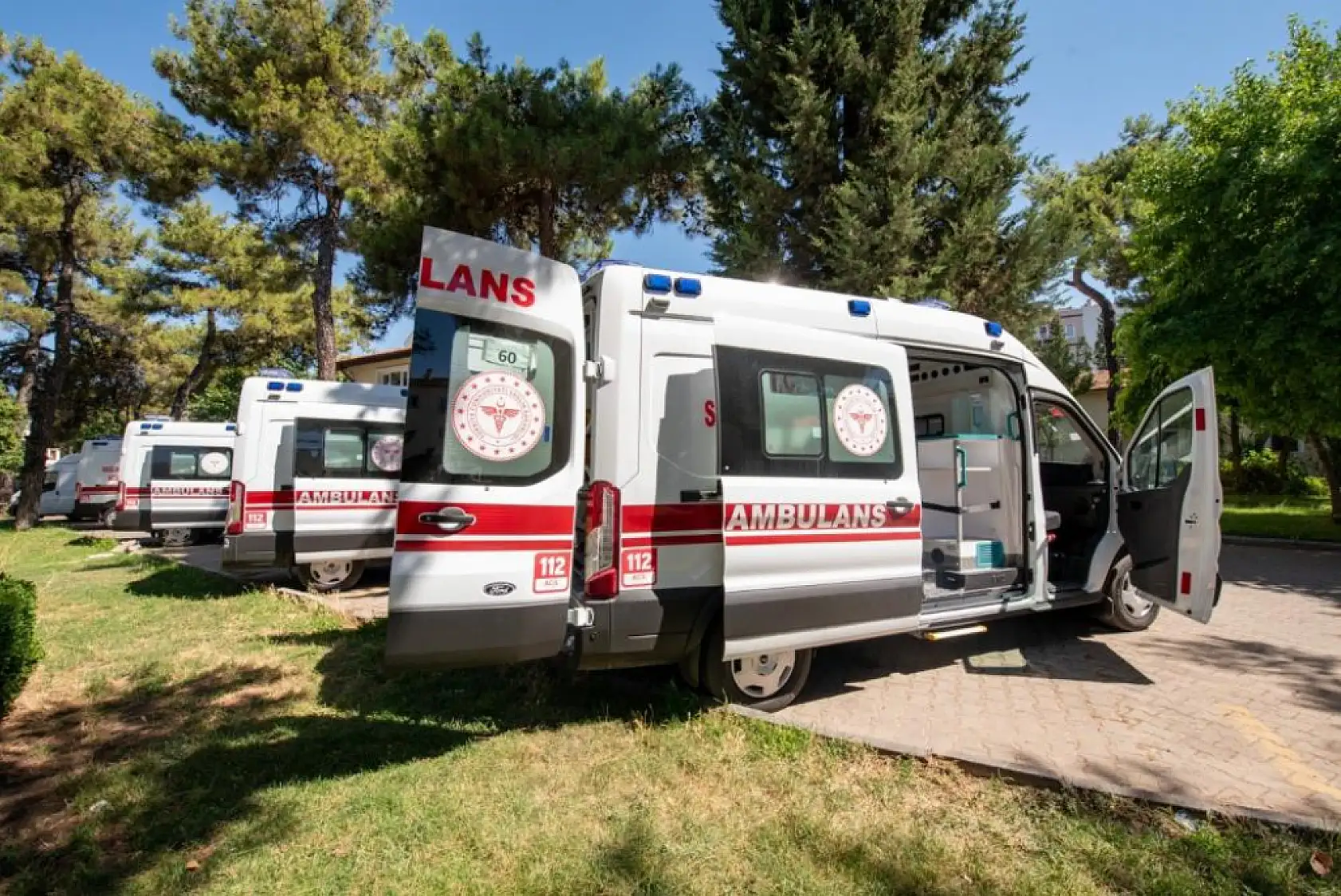 Muğla'ya 4 yeni ambulans tahsis edildi