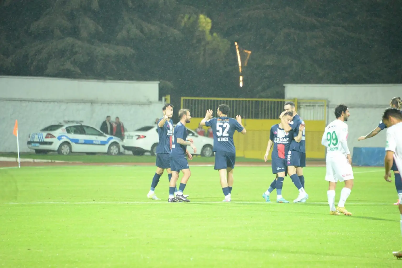 Fethiyespor son dakikada yıkıldı: 2-1