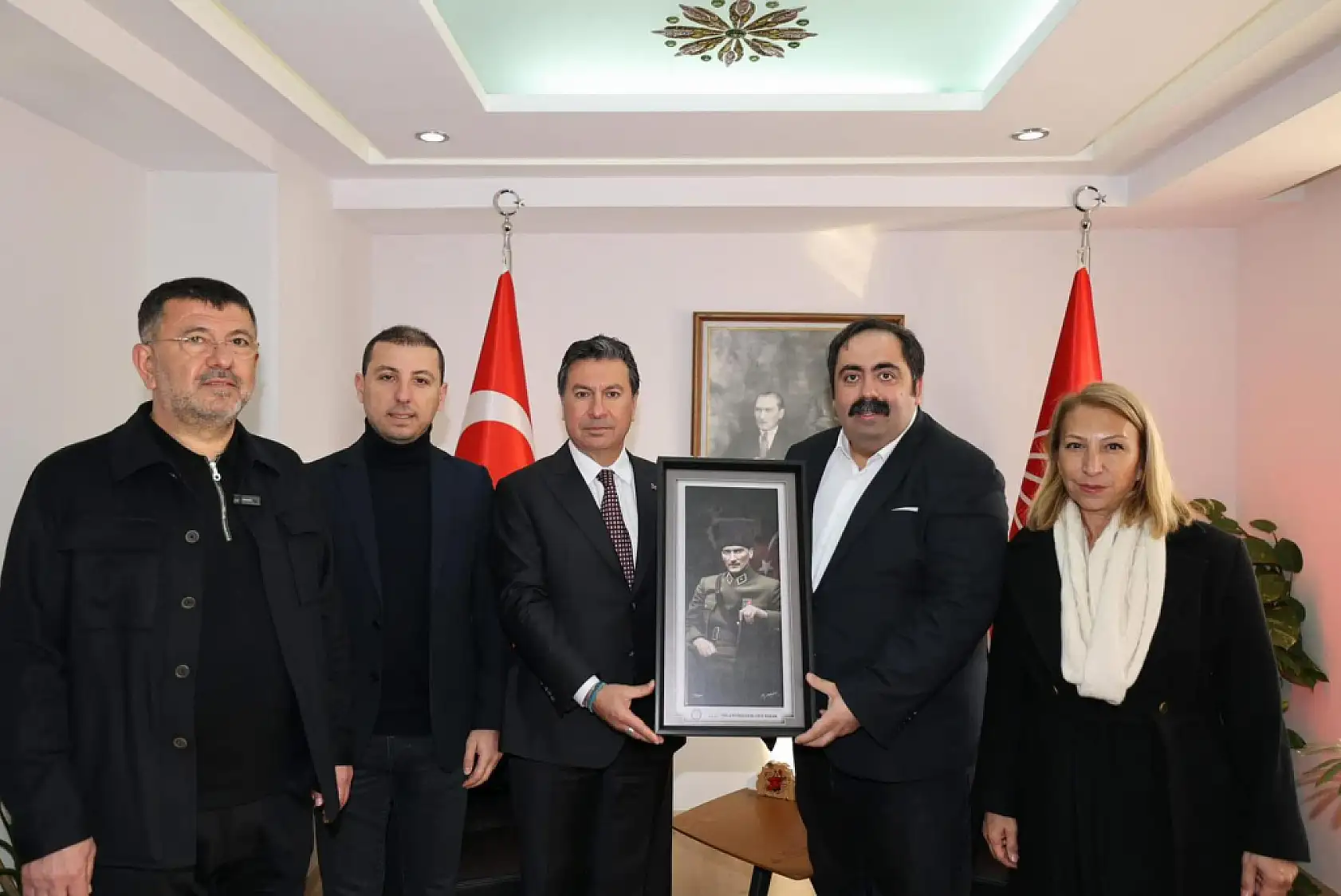 Başkan Aras, 'Kalbimiz Deprem Bölgesinde'