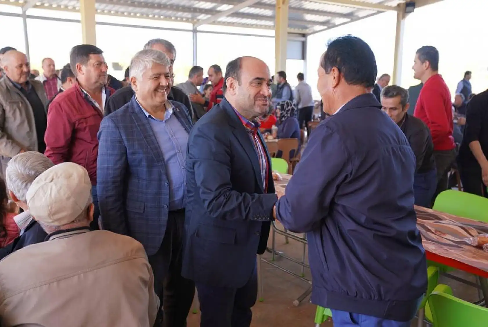 Başkan Akdenizli, Gönüllere Dokunuyor