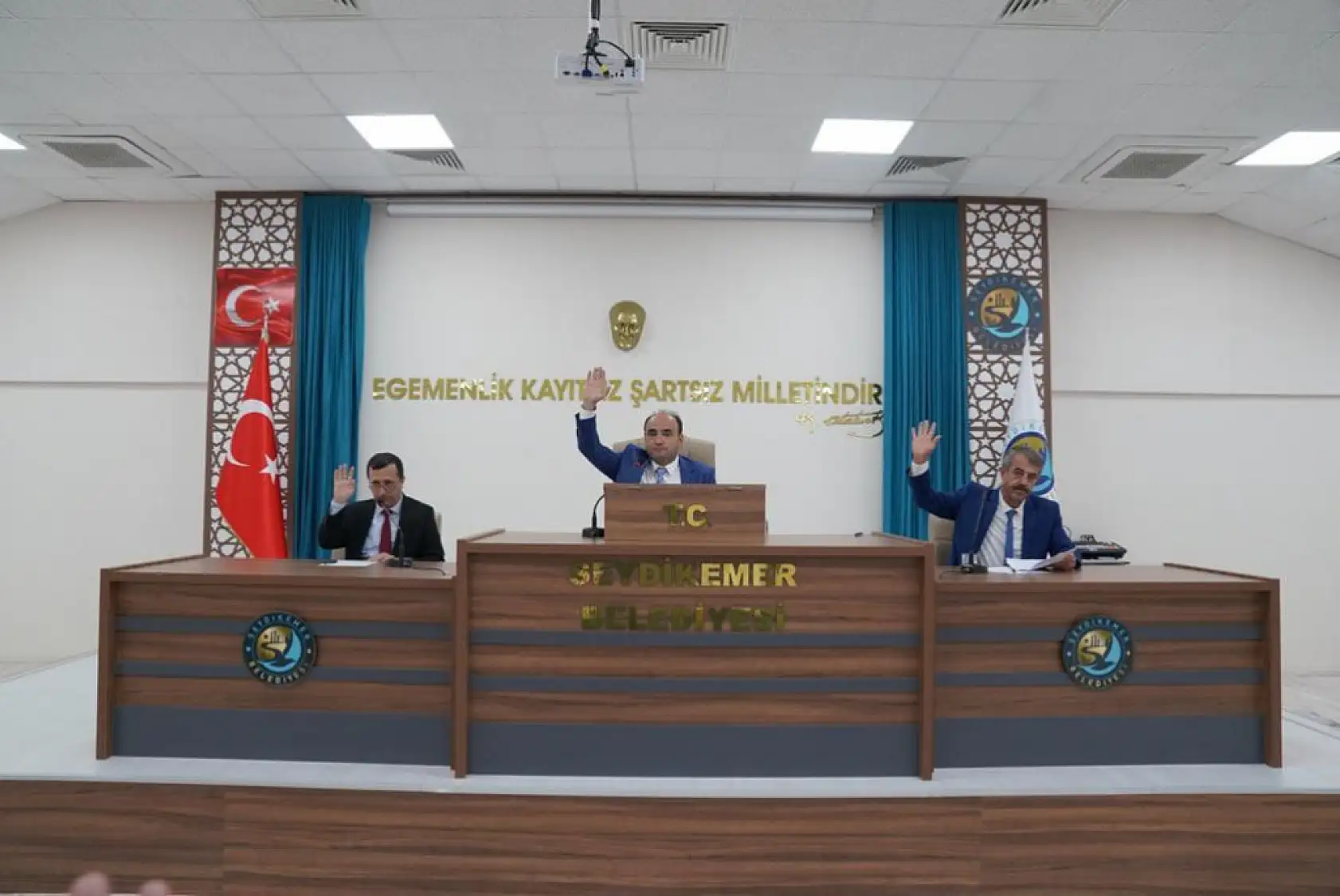 Seydikemer'de Kasım Ayı Olağan Meclis Toplantısı Yapıldı 