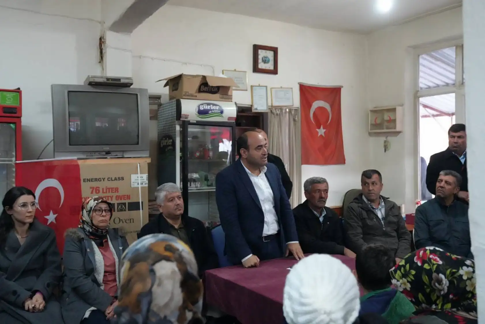 Akdenizli, Seçim Çalışmalarına Yayla Mahallelerinde Devam Etti