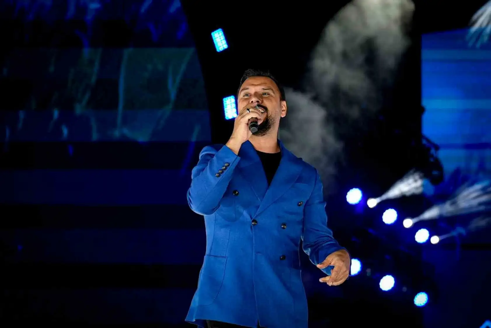 Alişan Bu Akşam Seki Zümrüt Çayırı'nda Sevenleri İle Buluşacak