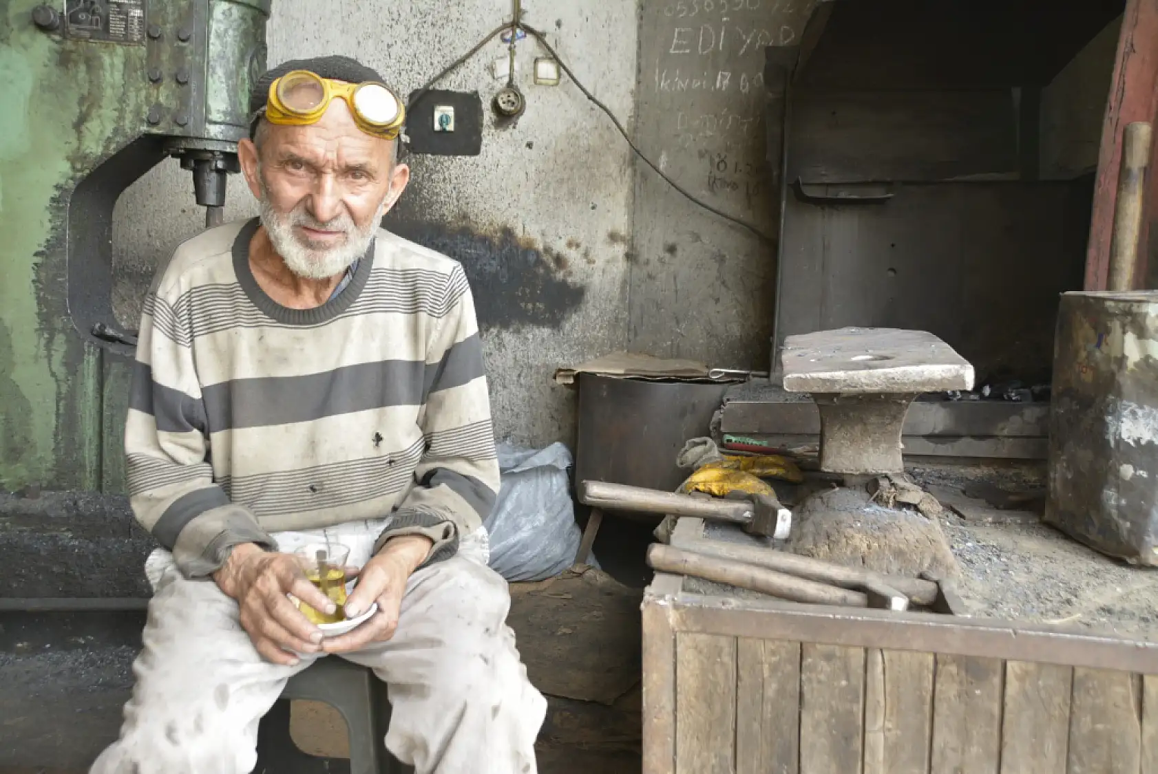 Muğla'nın 'Yılın Ahisi' seçilen demir ustası Mustafa Yılmaz vefat etti