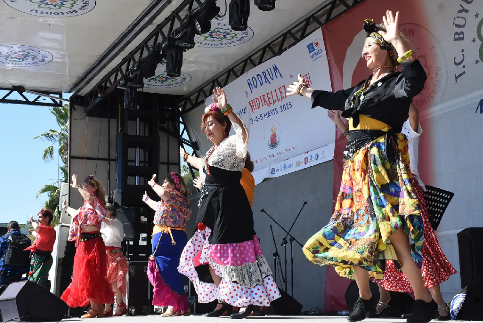 Bodrum'da Uluslararası Hıdırellez Şenliği düzenlendi