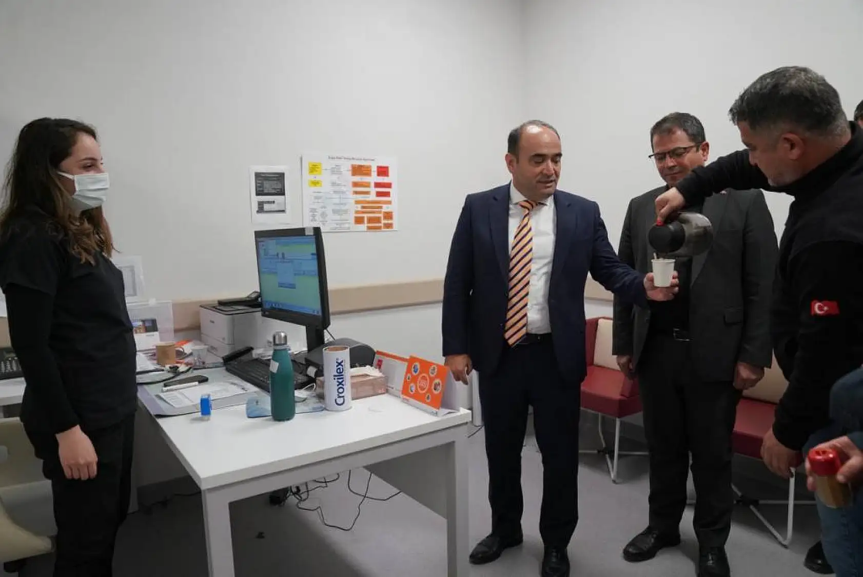 Başkan Akdenizli'den İçleri Isıtan Davranış