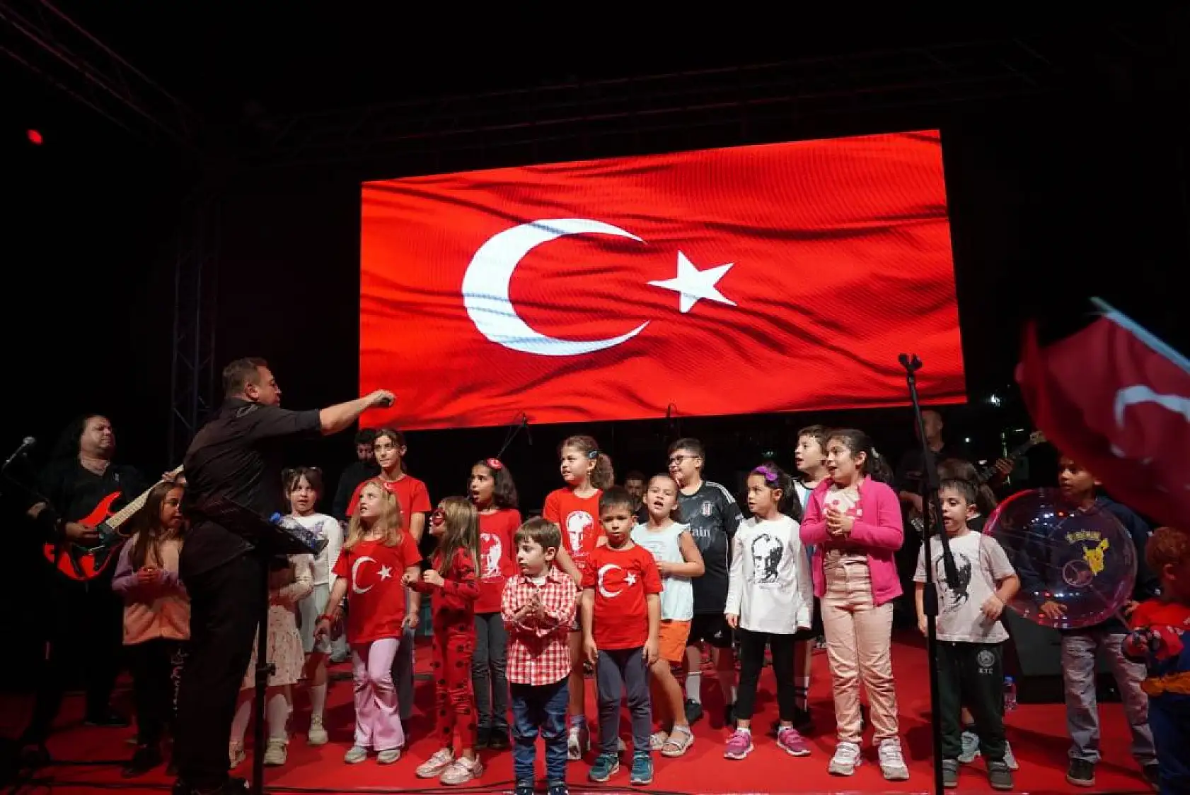 4 Noktadaki 4 Konser Nefes Kesti