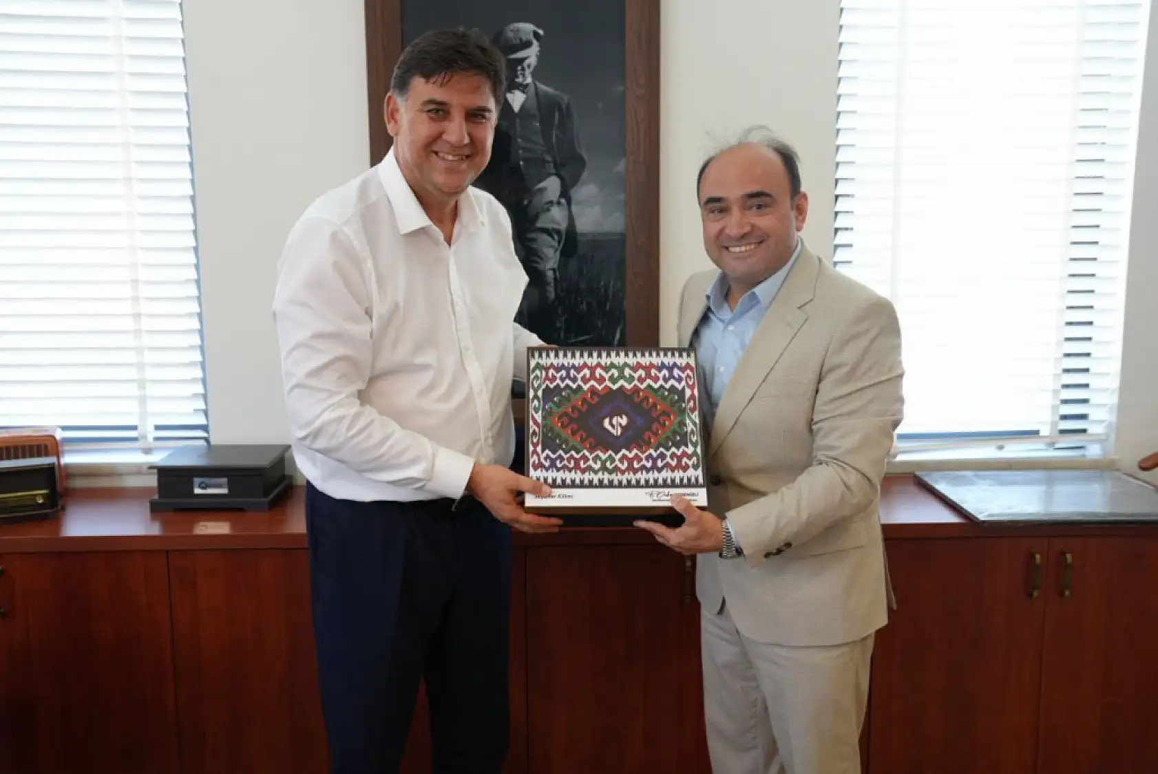 Başkan Akdenizli'den Başkan Karaca'ya Güreş Daveti