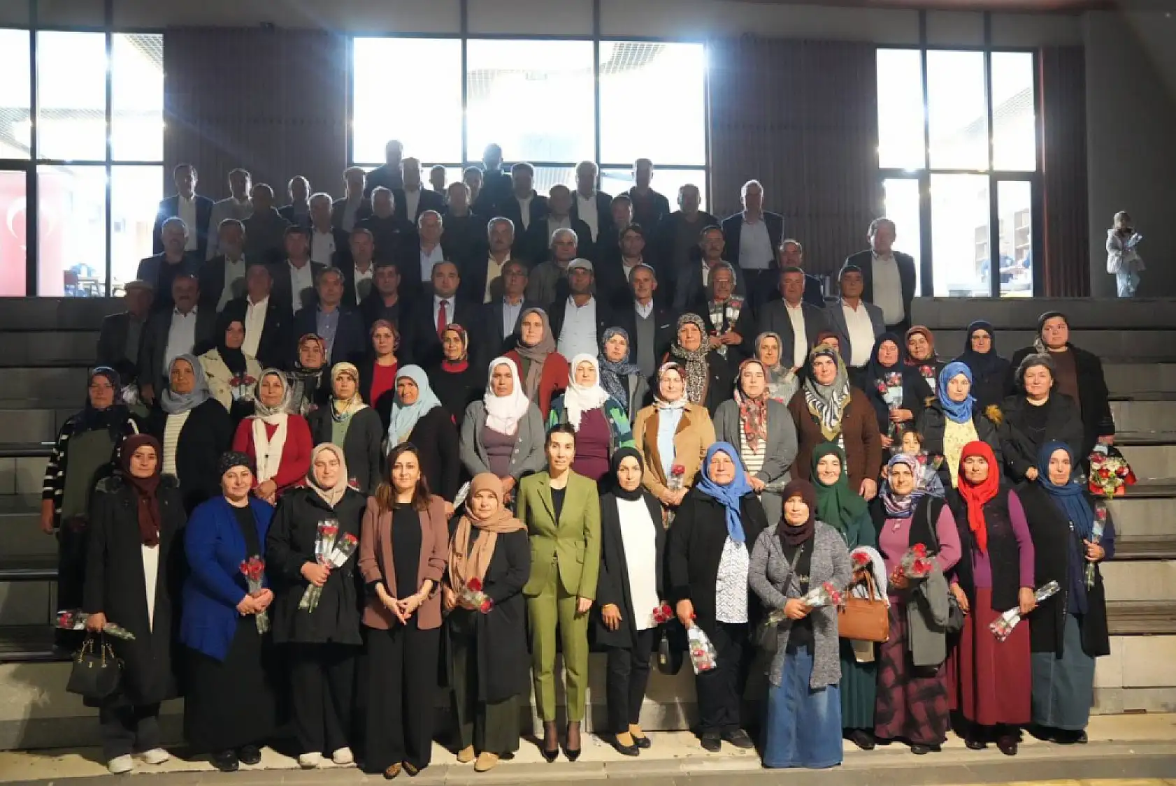 Başkan Akdenizli İftarını Muhtarlarla Yaptı