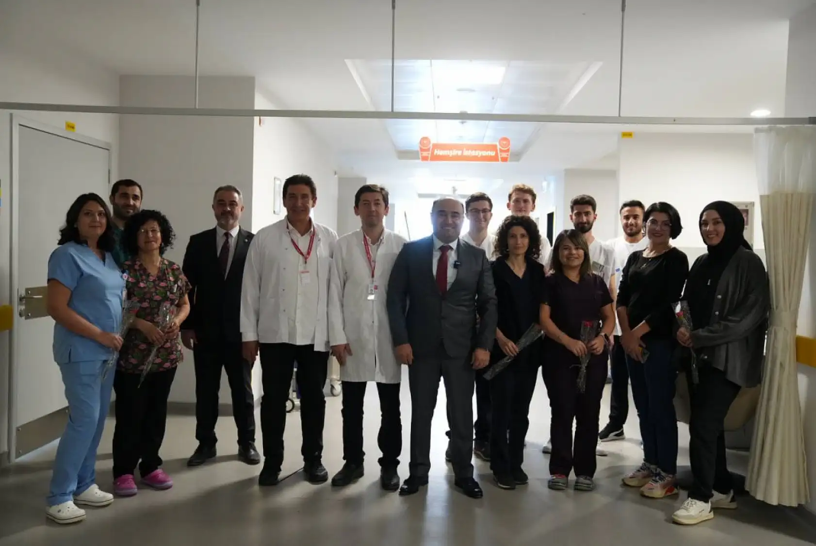 Başkan Akdenizli'den sağlık çalışanlarına indirim