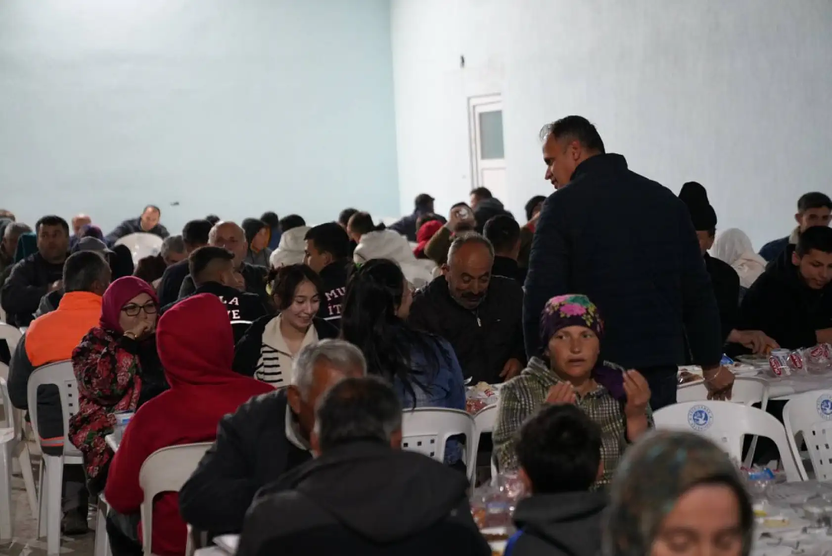 Başkan Akdenizli İftarını Seki Mahallesinde Vatandaşlarla Yaptı