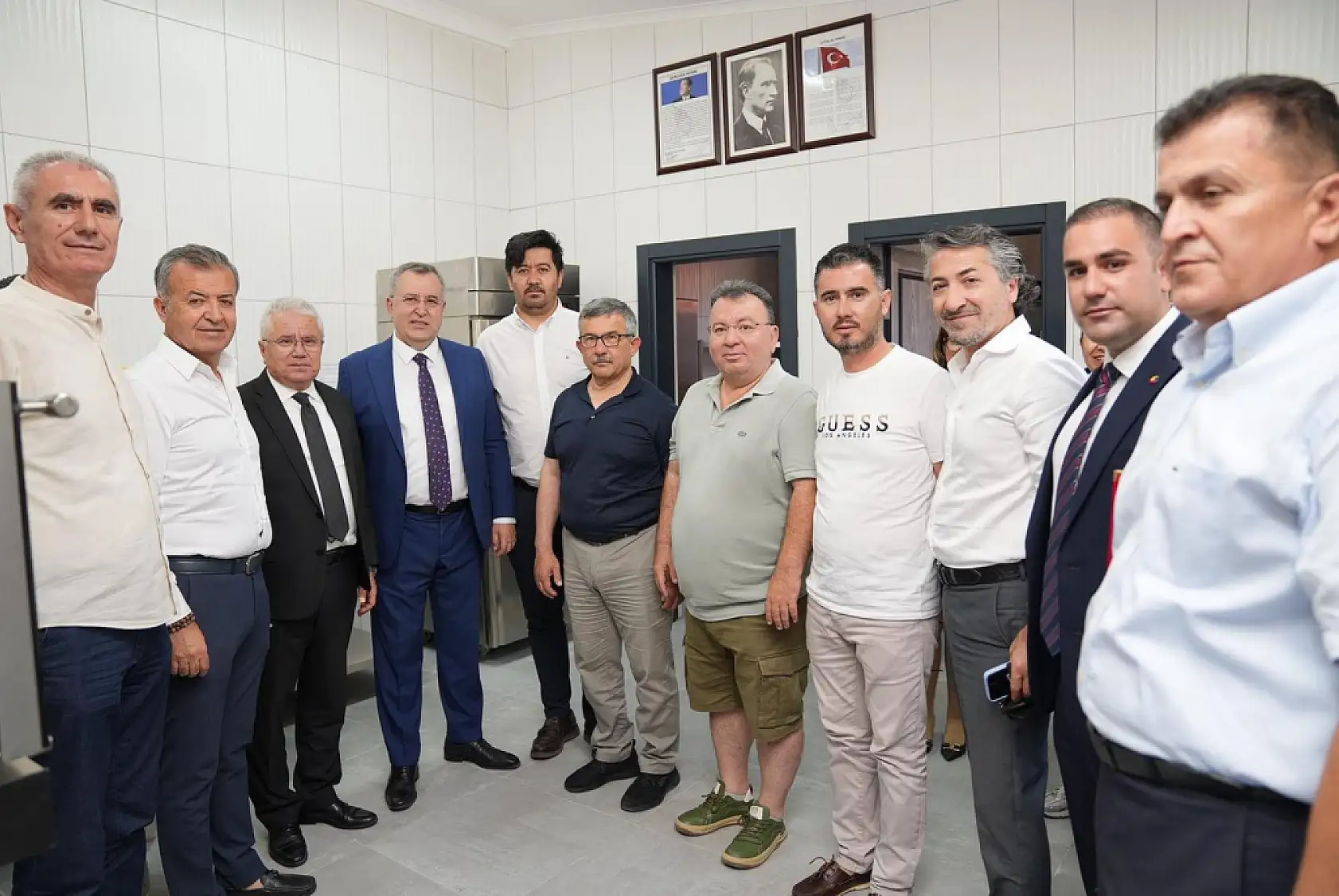 FTSO, Şefika Pekin Kız Mesleki ve Teknik Anadolu Lisesi'ne Mutfak Atölyesi hediye etti