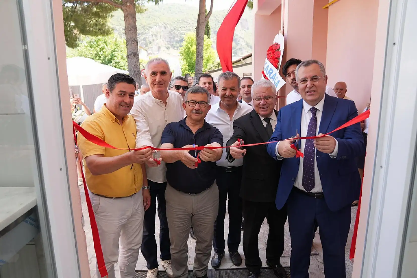 FTSO, Şefika Pekin Kız Mesleki ve Teknik Anadolu Lisesi'ne Mutfak Atölyesi hediye etti