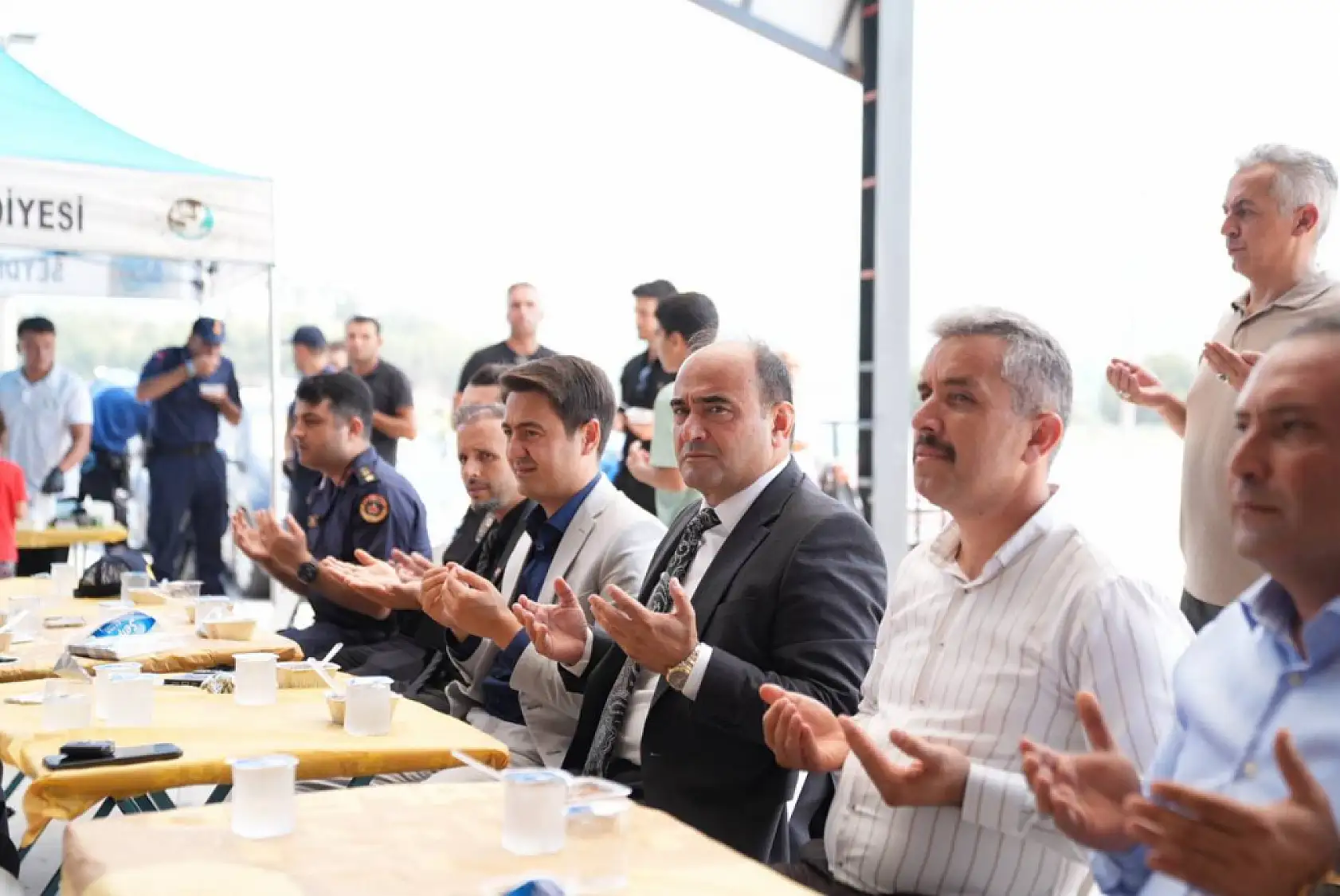 Seydikemer'de 15 Temmuz Şehitleri İçin Aşure İkramı