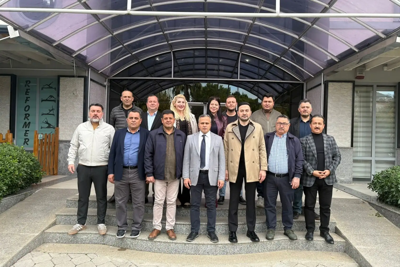 Fethiye Beşiktaş Taraftarlar Derneği'nden Esnaf Odası'na hayırlı olsun ziyareti