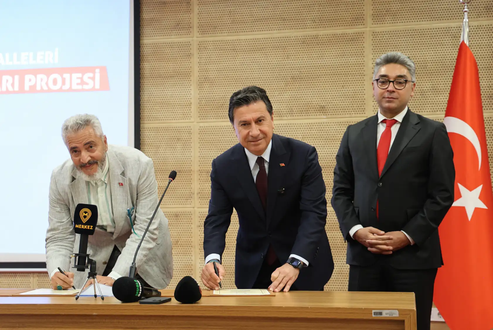Menteşe'nin üç mahallesine 485 milyonluk altyapı yatırımı
