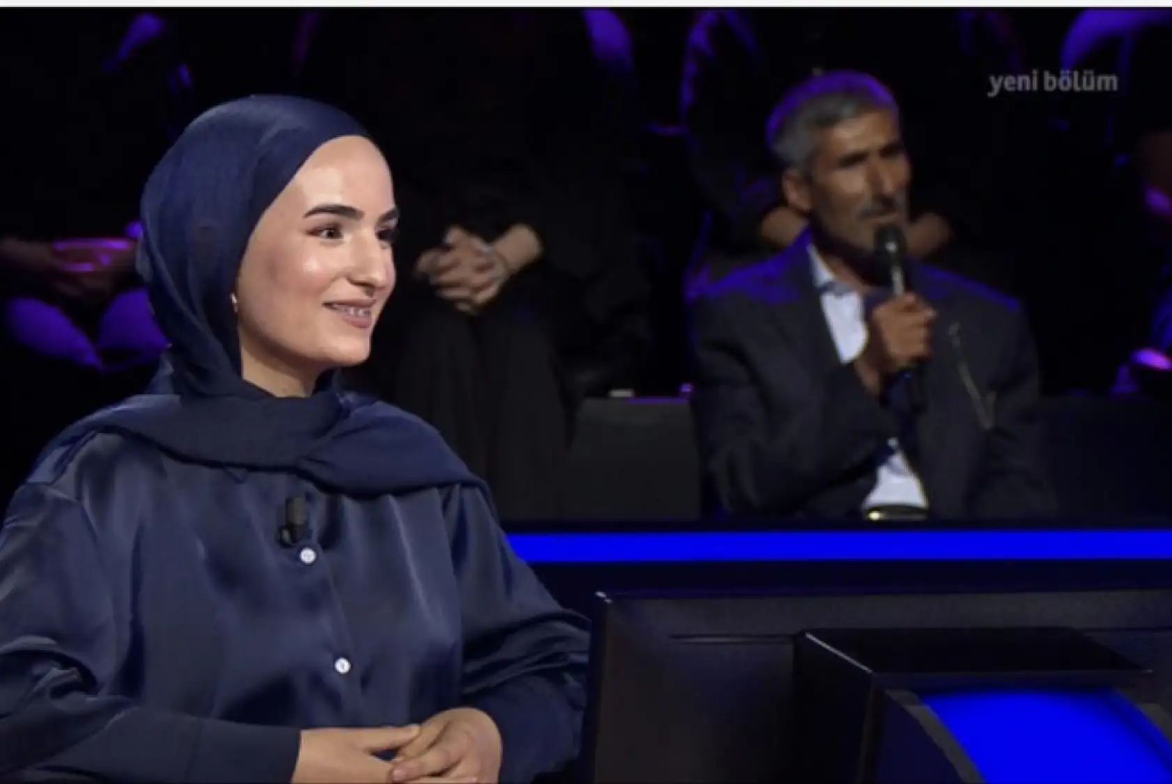 YKS çıkışında babasının çiçekle karşıladığı Çimen, 'Kim Milyoner Olmak İster?'de 100 bin TL kazandı