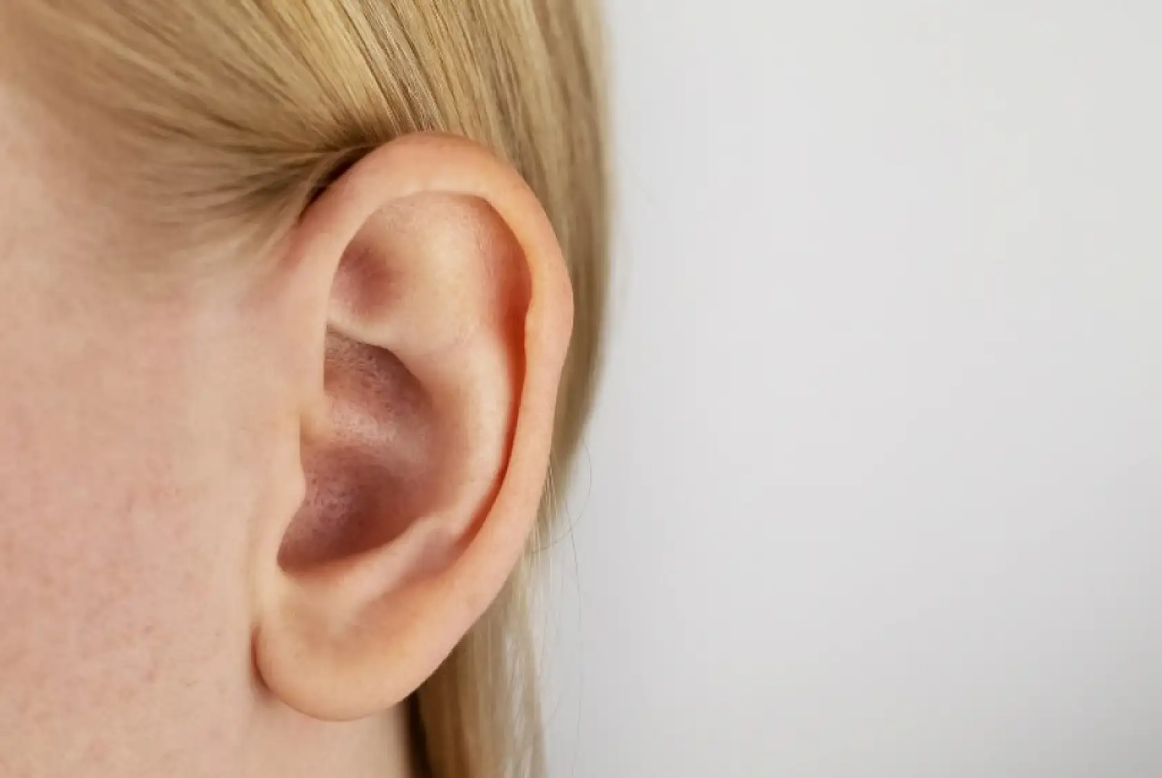 Kulak nezlesi konuşamama sebebi