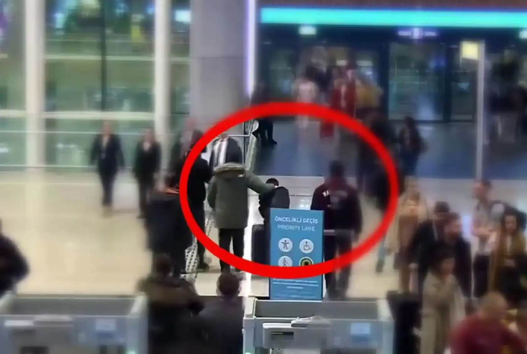 Kesik baş cinayetinde şüphelilerin yakalanma anları ortaya çıktı