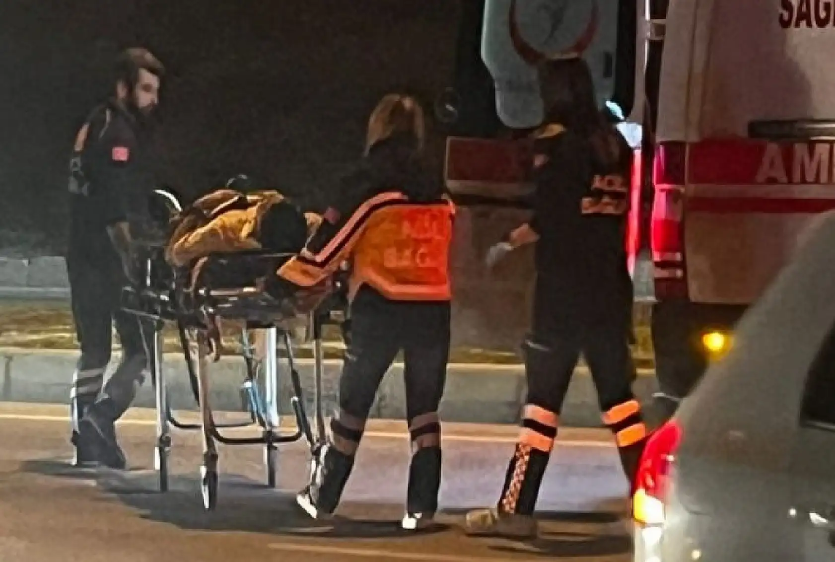 Yaban domuzu ortalığı birbirine kattı 3 araç kaza yaptı, 2 kişi yaralandı