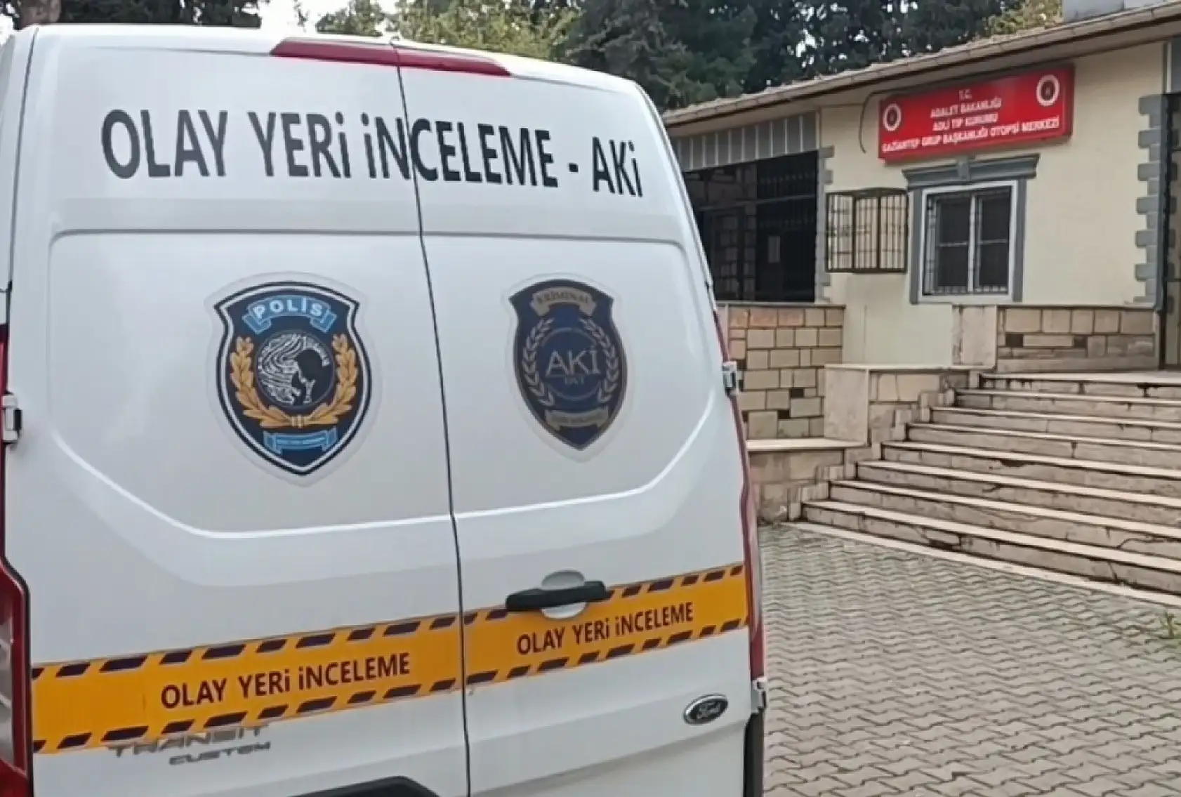 Bıçaklı saldırıya uğrayan genç kurtarılamadı
