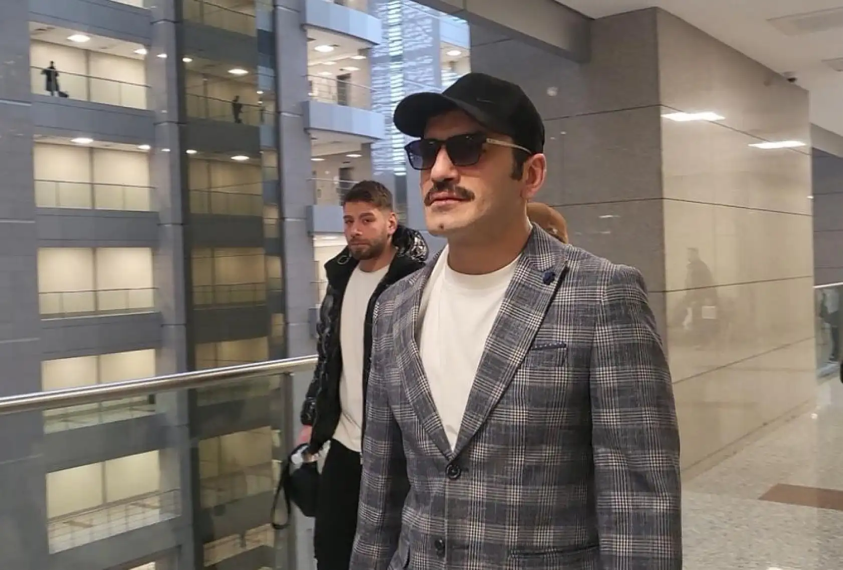 Oyuncu Ufuk Bayraktar hakim karşısında: 'Ben sadece Beyoğlu'ndaki gençlere yardımcı olmaya çalışırım'