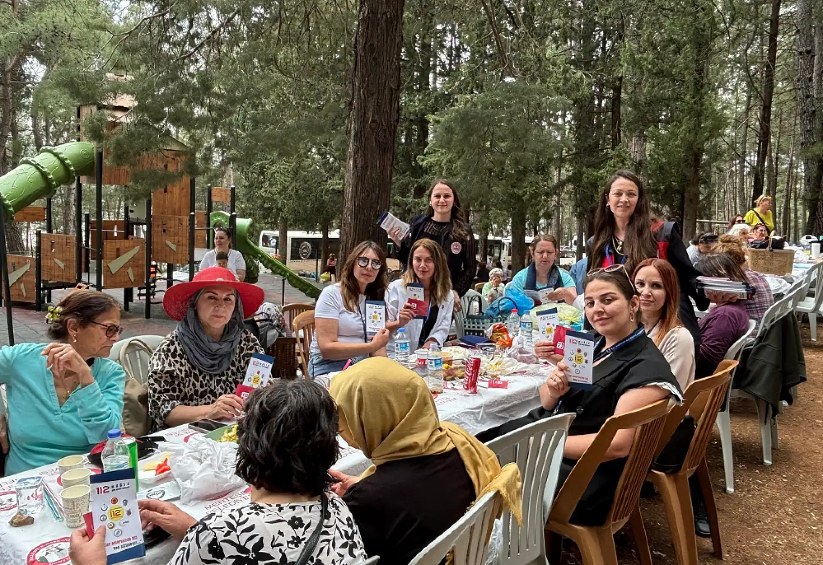 Menteşe'deki piknik etkinliğinde vatandaşlar bilgilendirildi