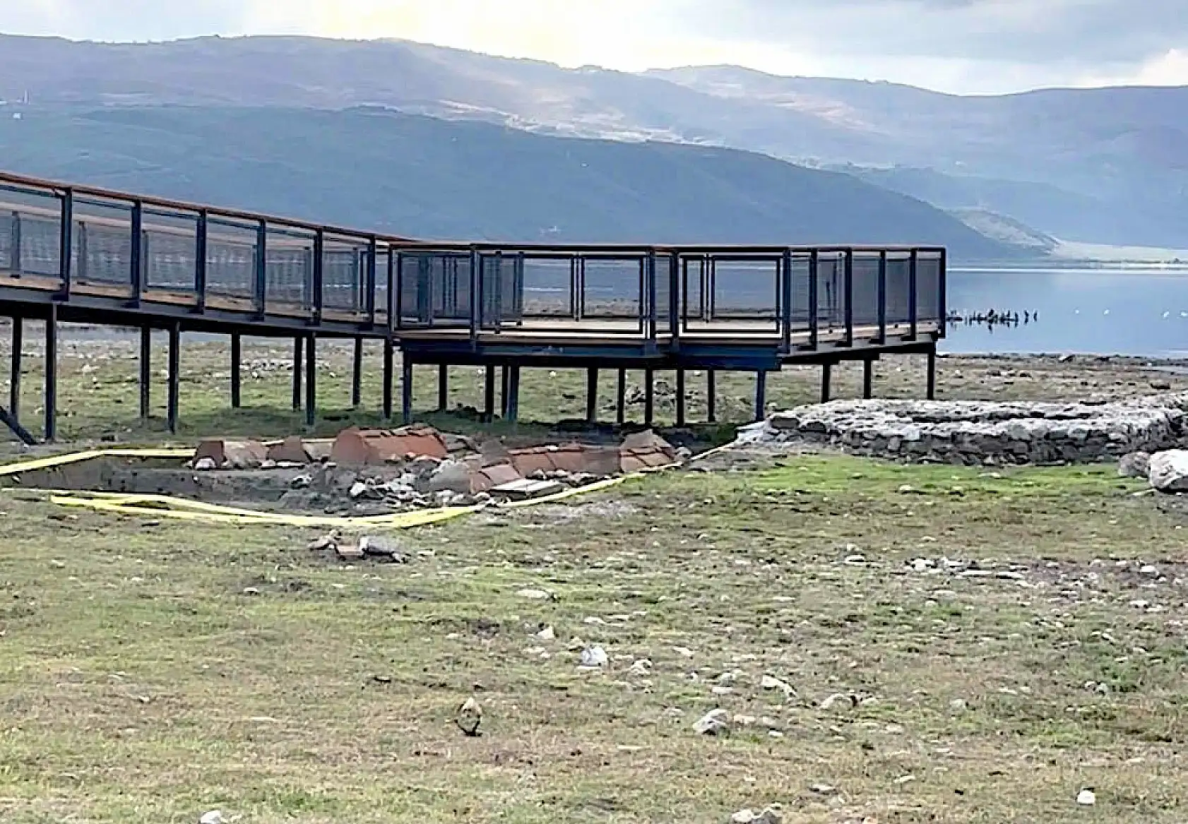 İznik'te Papa ziyareti için mobil baz istasyonları kuruldu, Osmanlı motifli çinilerle hazırlık yapılıyor